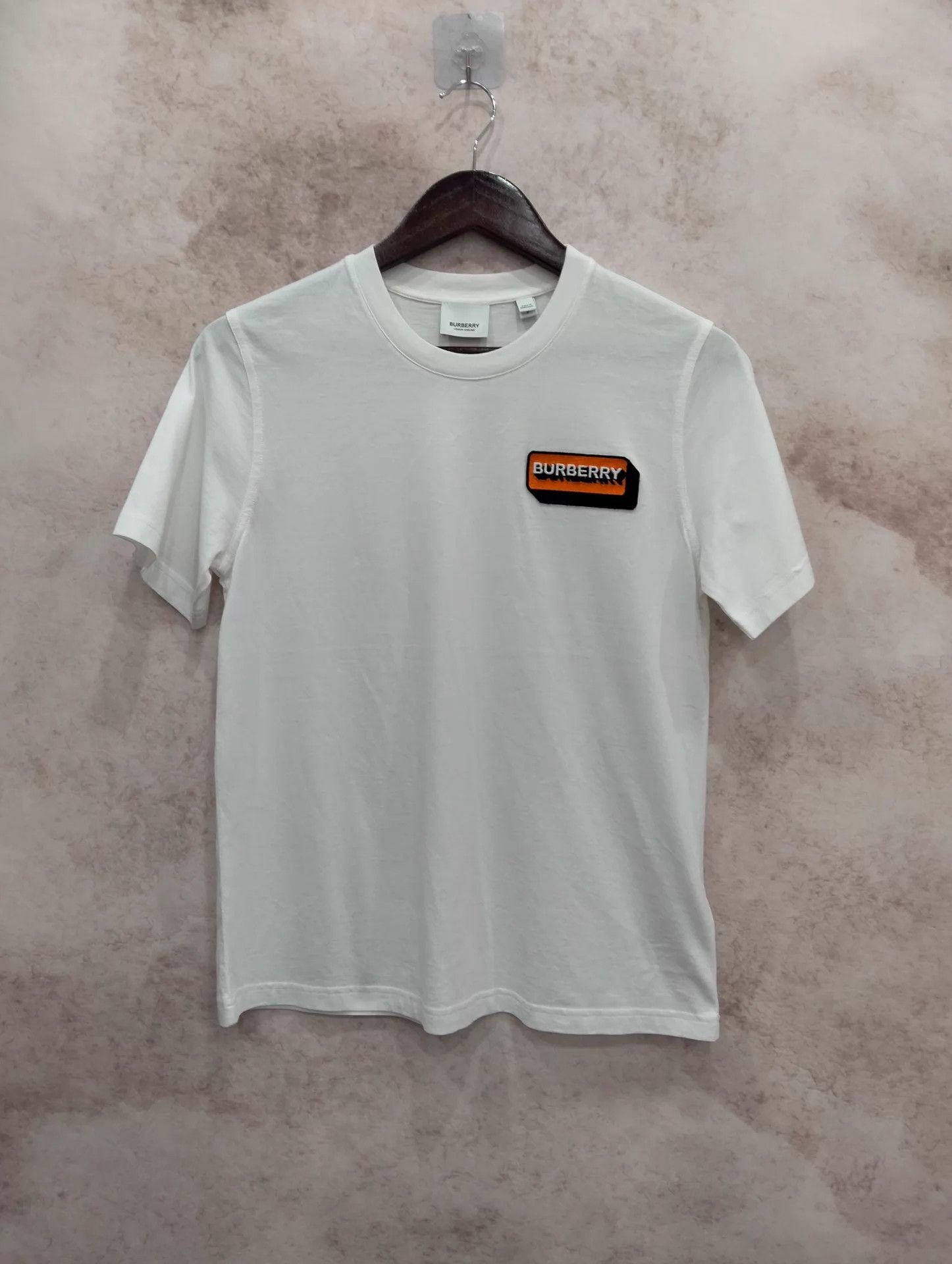 Burberry Burberry 3D Logo Embroidery Short Sleeve T-Shirt S Size S / US 4 / IT 40 - 1 Thumbnail