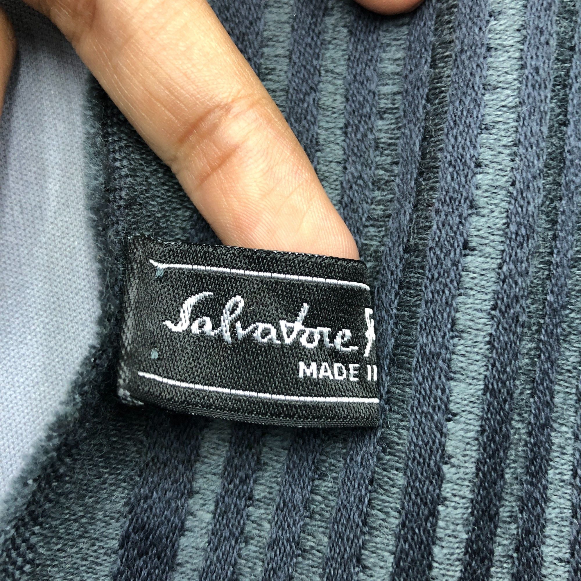 Salvatore Ferragamo Vintage Salvatore Ferragamo Scarf Muffler Wool Warmer Size ONE SIZE - 6 Thumbnail