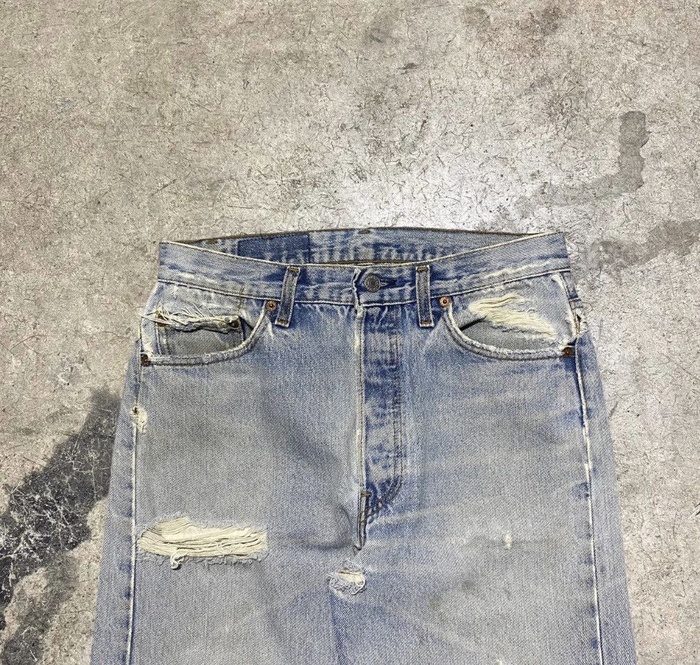Levi's × Vintage 1990s Levi 501 Light Wash Size US 28 / EU 44 - 3 Thumbnail