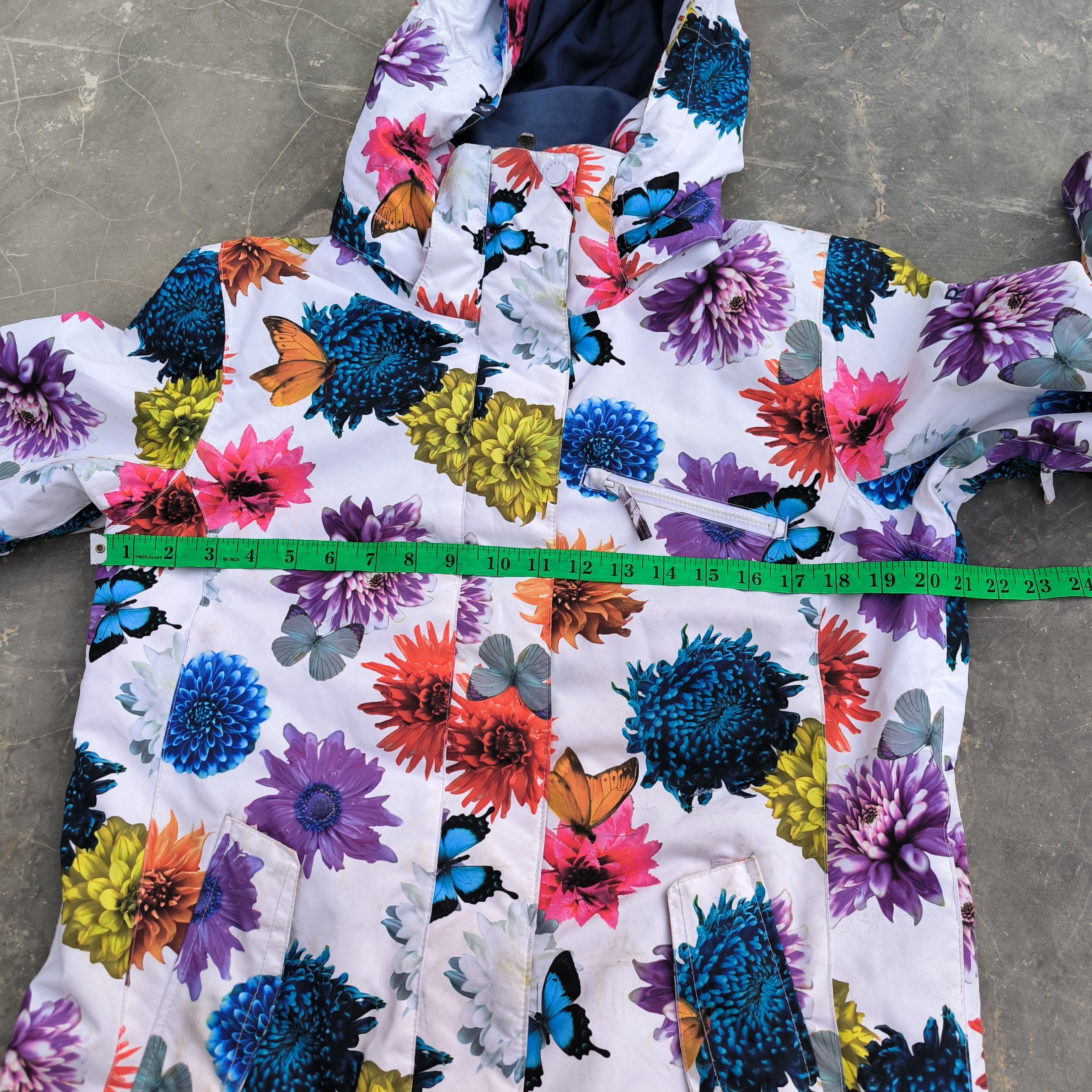 Quiksilver snowboard jacket dry flight roxy x mika ninagawa Size M / US 6-8 / IT 42-44 - 13 Thumbnail