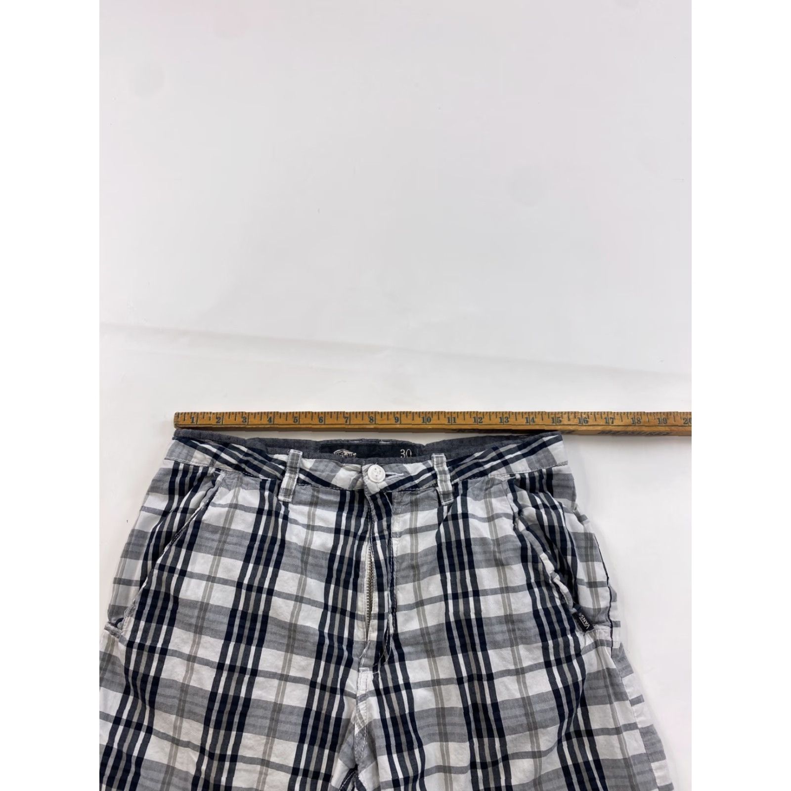 Vans VANS Shorts Mens Size 30 Plaid Skateboarding Multicolor Chino Size US 30 / EU 46 - 4 Thumbnail