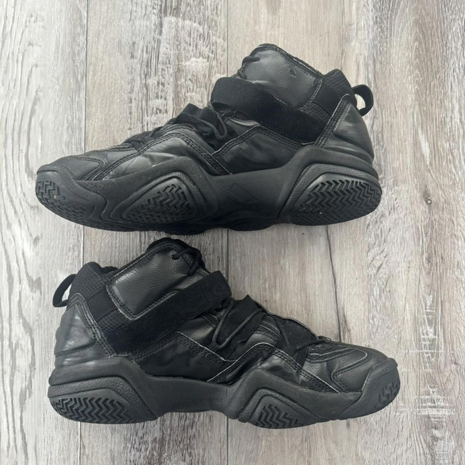 Adidas adidas • Top Ten 2000 "Kobe" (12M) Size US 12 / EU 45 - 3 Thumbnail