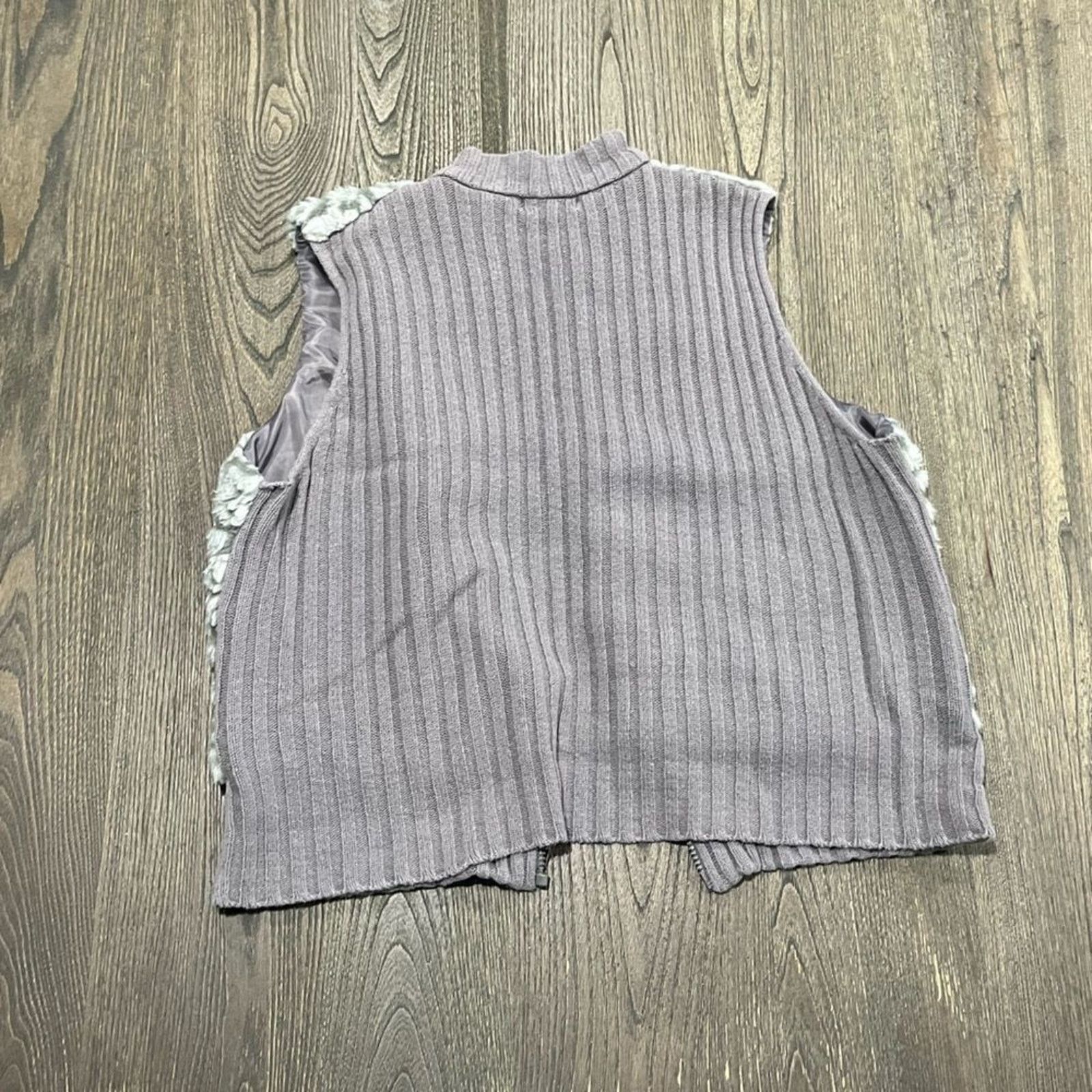 Vintage Kim Rogers Sweater Vest Fuax Fur Zip Up Ribbed Knit XL Size XL / US 12-14 / IT 48-50 - 4 Thumbnail