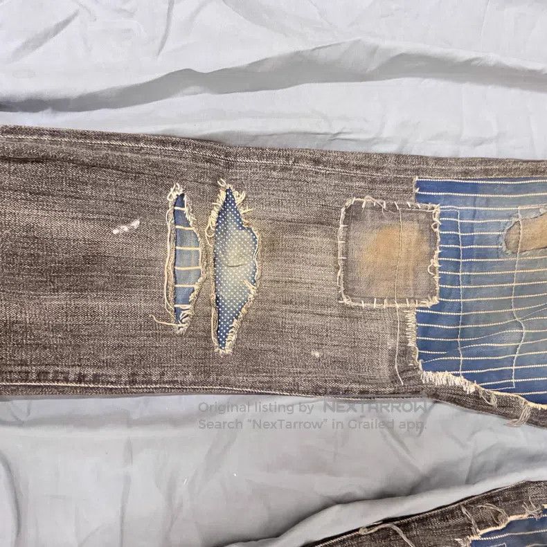Neighborhood Neighborhood size S Jeans Size US 26 / EU 42 - 3 Thumbnail