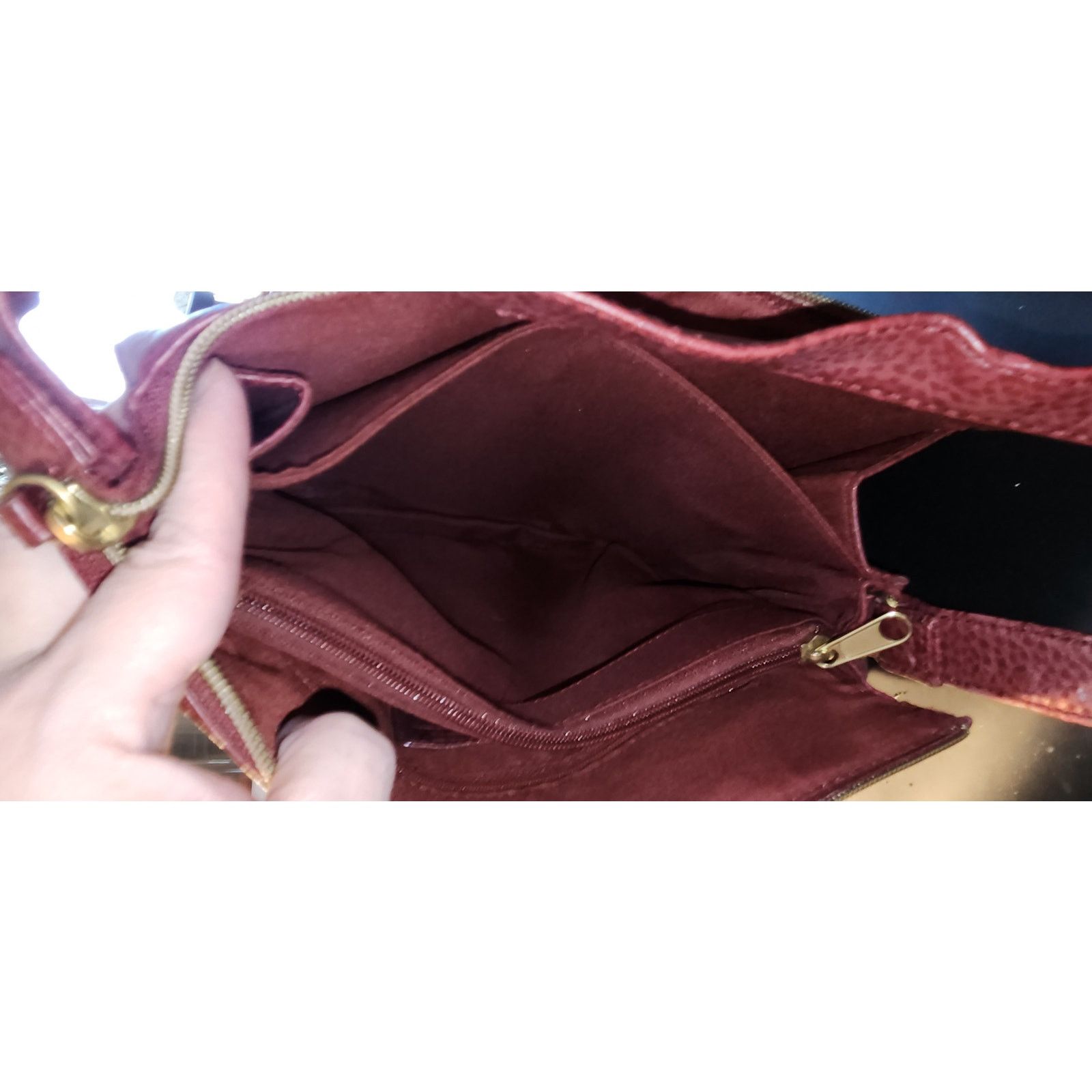 Relic Relic Burgandy Leather Shoulder Bag with Adjustable Strap Size ONE SIZE - 9 Thumbnail