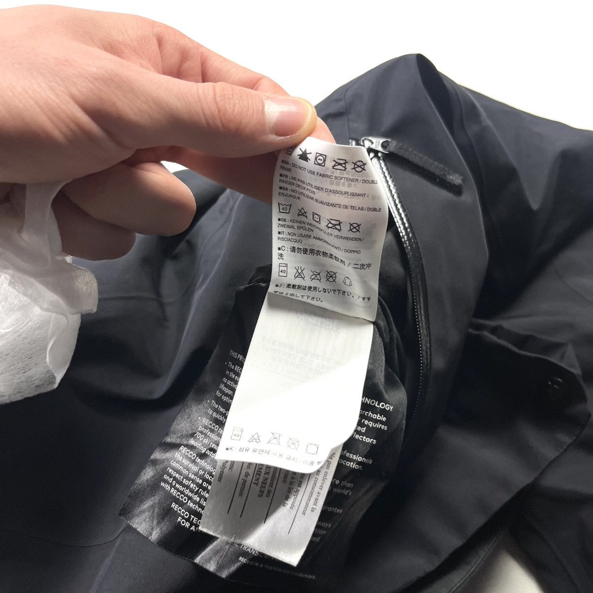 Arc'teryx × Goretex Arctery Women's Ravenna Soft Shell Pants Recco Size M Size 28" / US 6 / IT 42 - 16 Thumbnail