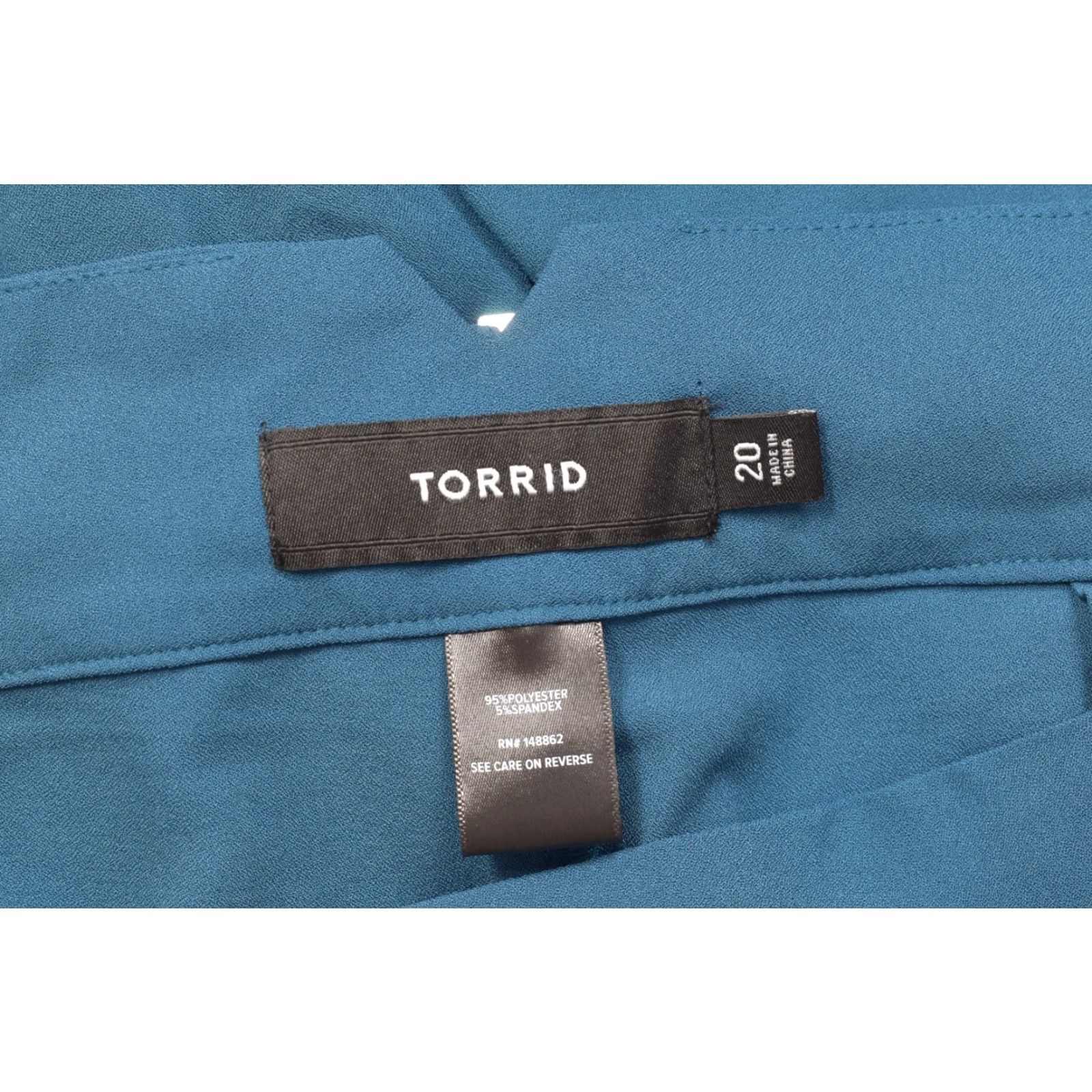 Torrid Torrid Plus Size 20 Teal Blue Wide-Leg Culotte Pants Pleated Front High Rise Elastic Back Poly Dress Pants, Zip, Machine Washable, Solid Blue, Women Size 42" / US 20 - 8 Thumbnail