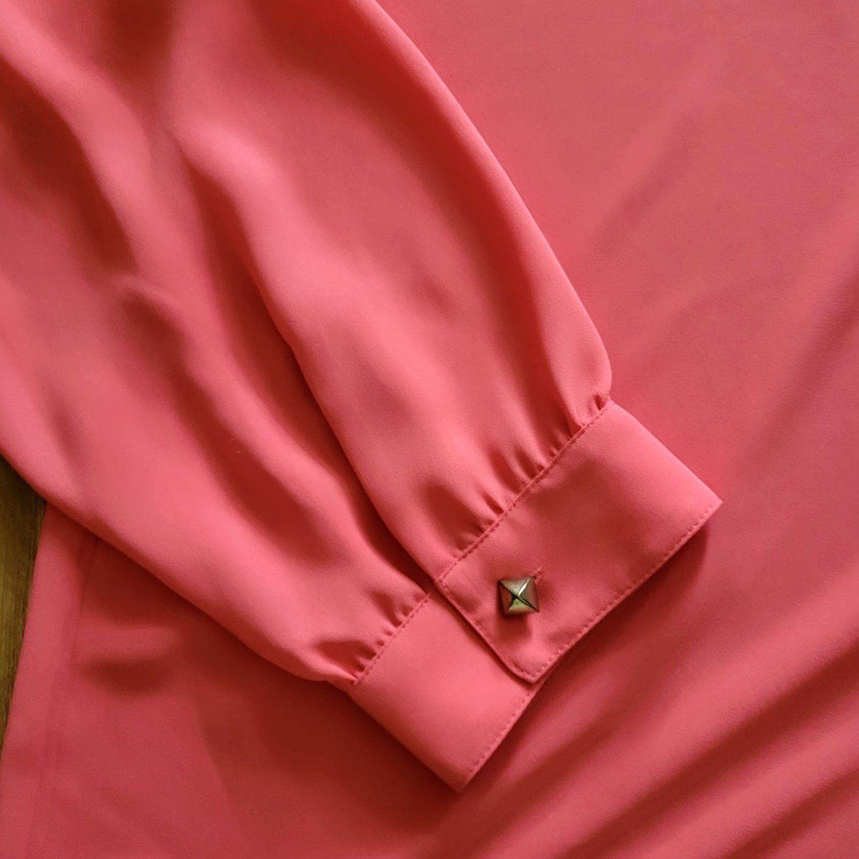 Soft Surroundings Soft Surroundings Shirt Womens L Orange Coral V-Neck Tie Tassels Long Sleeve Blouse Mens? Ladies? Size L / US 10 / IT 46 - 4 Thumbnail