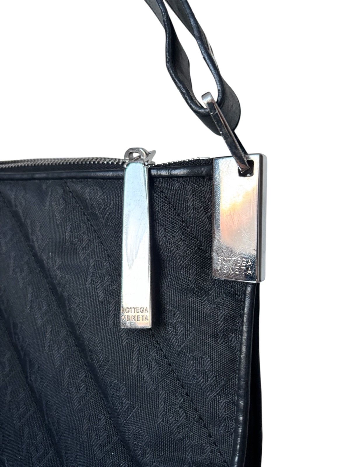 Bottega Veneta Bottega Veneta Monogram Quitted Baguette bag Size ONE SIZE - 5 Thumbnail