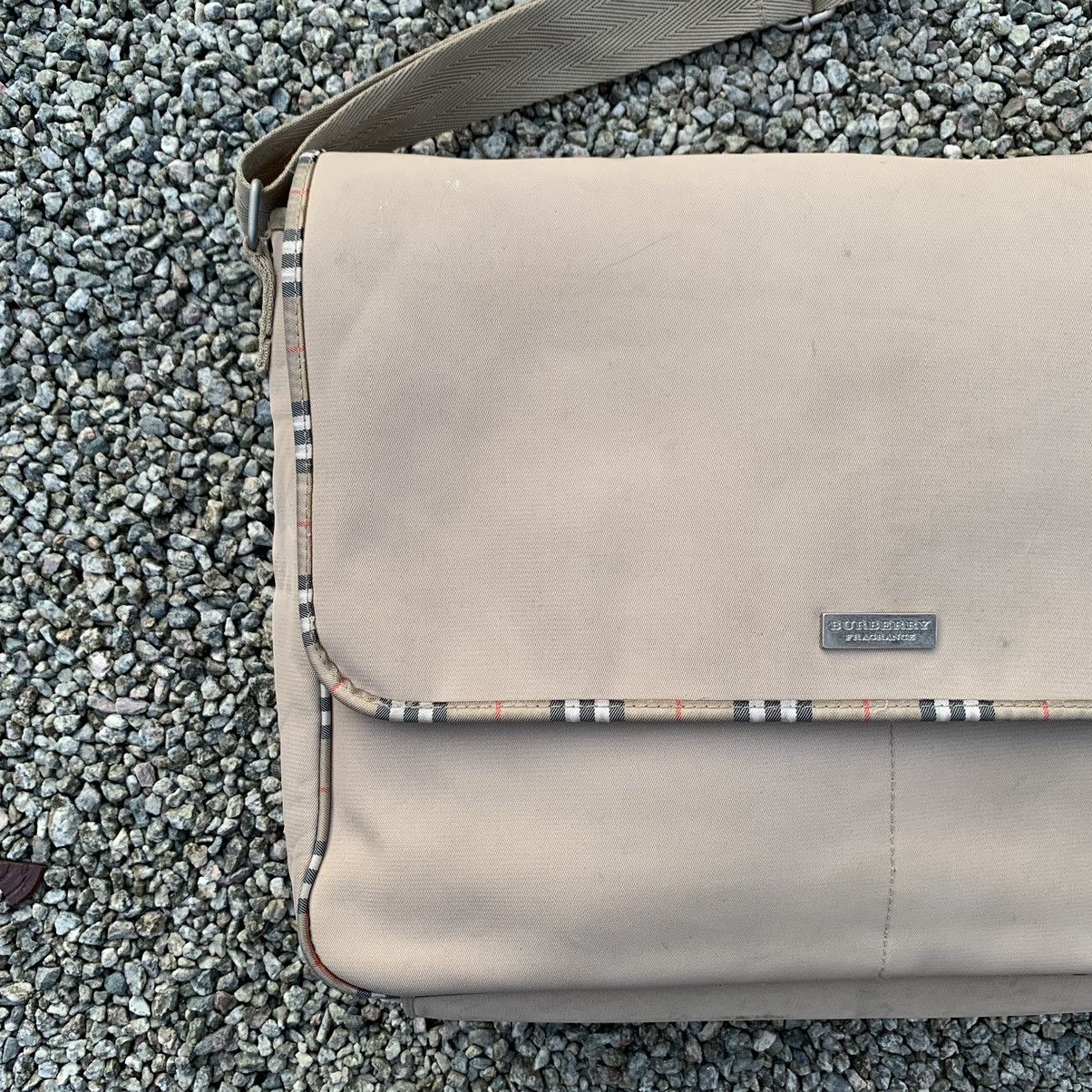 Burberry Burberry Nova Check Crossbody Bag Burberry Shoulder Bag Size ONE SIZE - 4 Thumbnail