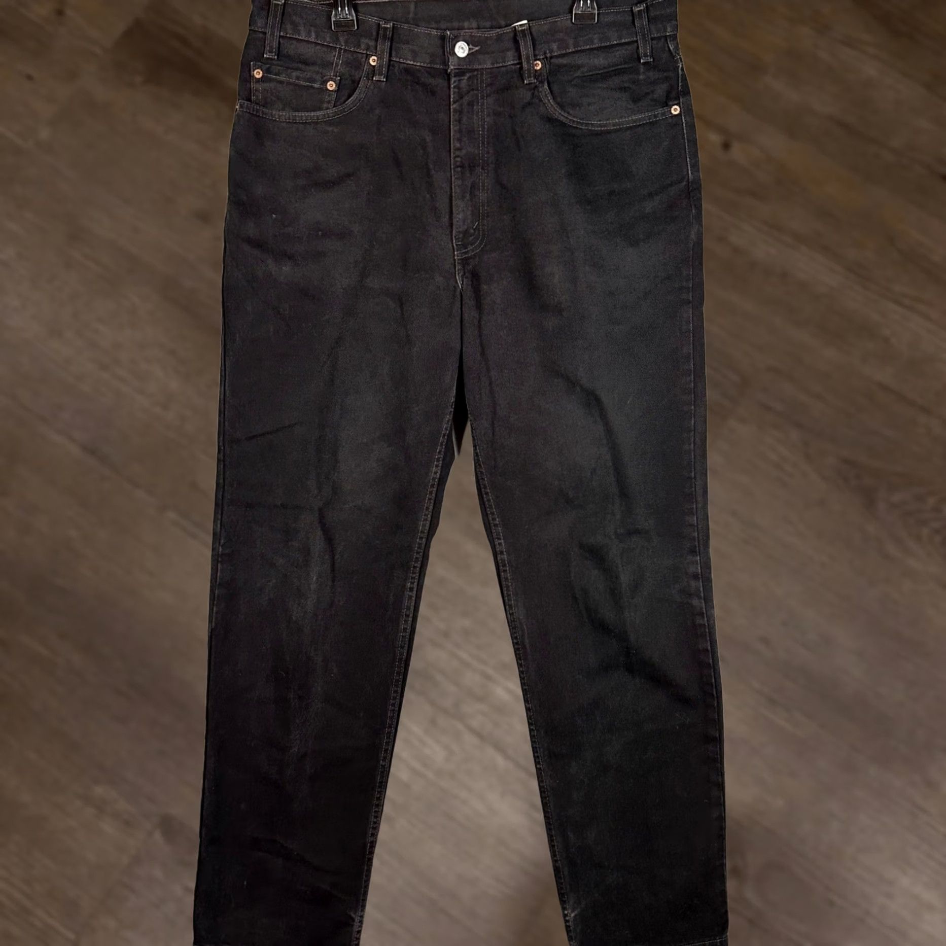Levi's VINTAGE Levi's 550 Jeans Mens 38X34 Black Relaxed Fit 5-Pocket Made In USA EUC Size US 38 / EU 54 - 1 Thumbnail