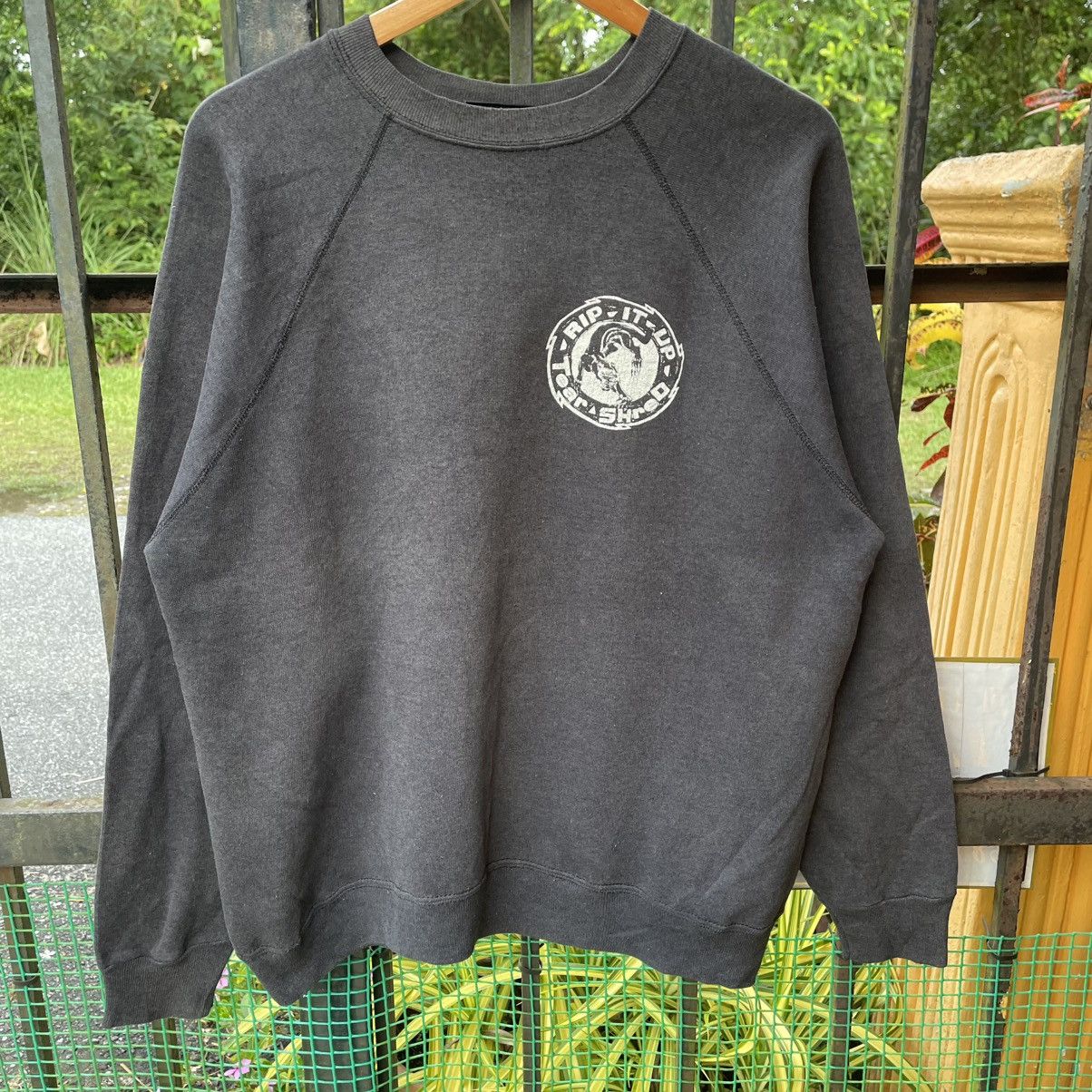 Other 🔥Vintage 90s Rip It Up Tear Shred Big Logo Surf Sweatshirts Size US M / EU 48-50 / 2 - 4 Thumbnail