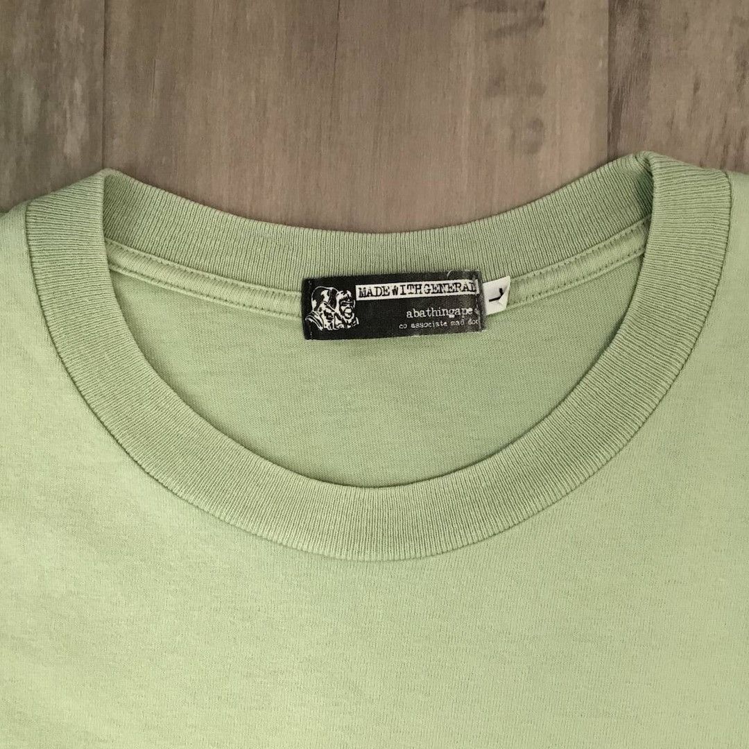 Bape 🔥Vintage🔥 BAPE ASNKA logo Gradation T-shirt a bathing ape Size US L / EU 52-54 / 3 - 4 Thumbnail