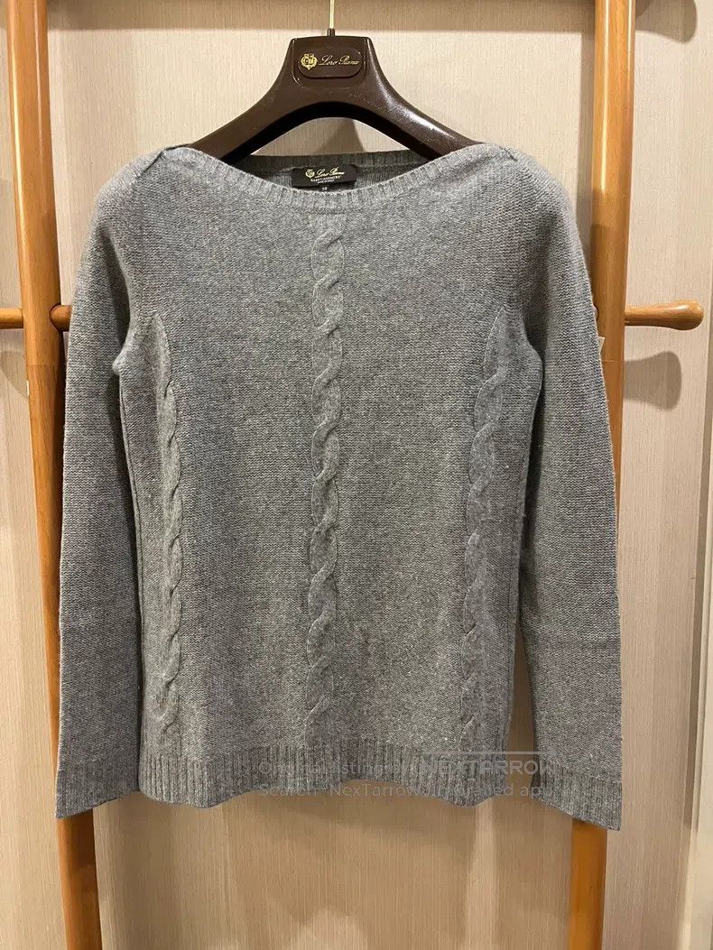 Loro Piana Loro Piana Baby cashmere cable-knit sweater Size XS / US 0-2 / IT 36-38 - 1 Thumbnail