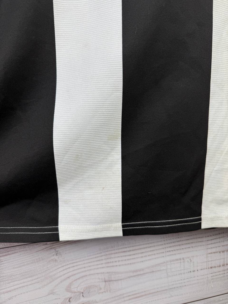 Nike 2004/05 NIKE JUVENTUS HOME SOCCER FOOTBALL JERSEY SHIRT Size US XL / EU 56 / 4 - 12 Thumbnail
