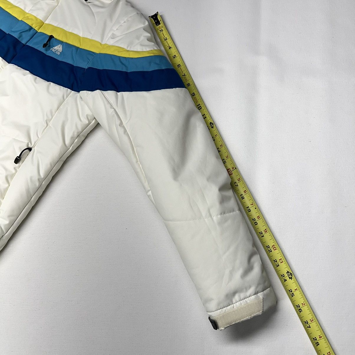 Nike × Nike ACG × Vintage VTG Nike ACG Jacket White Puffer Jacket Zip Winter Ski Retro Size M / US 6-8 / IT 42-44 - 24 Thumbnail