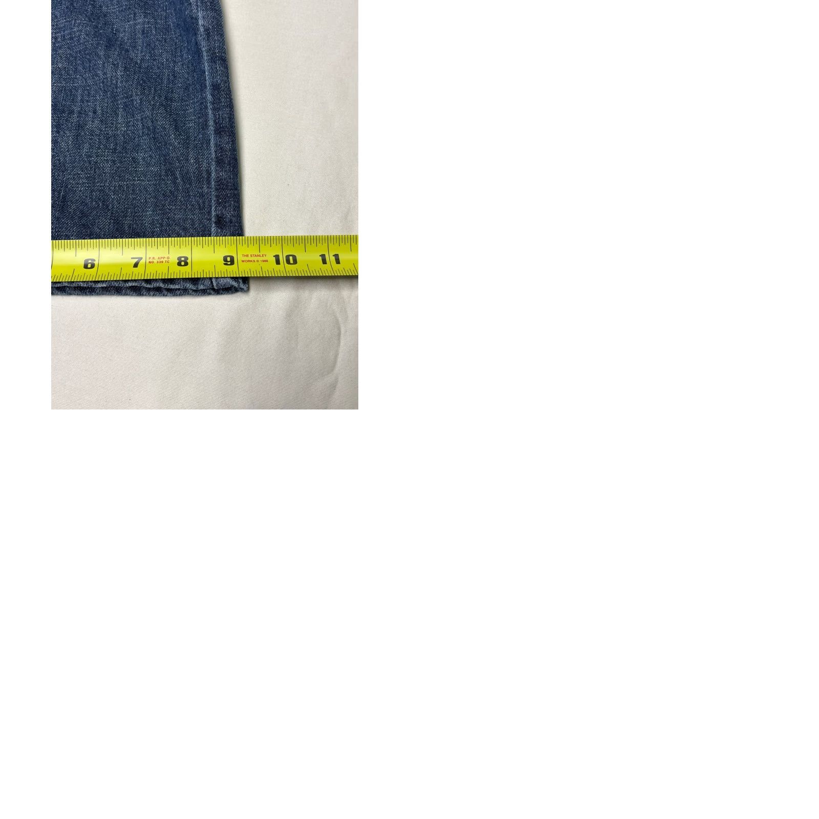Levi's Levi's 559 Jeans Mens 38x32 Blue Medium Wash Denim 100% Cotton Relaxed Straight Size US 38 / EU 54 - 10 Thumbnail