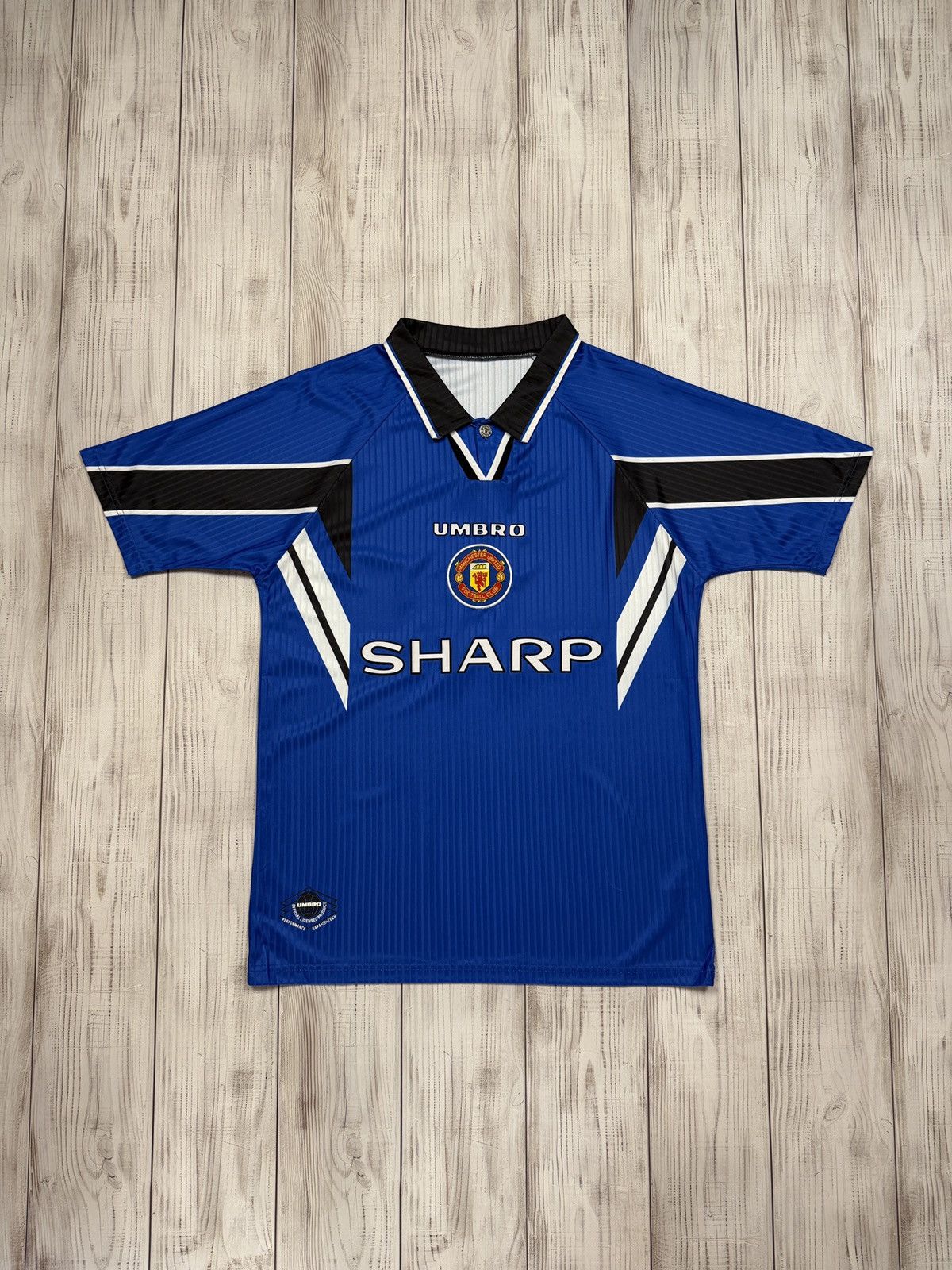 Umbro Jersey Manchester United Umbro Sharp tee Size US M / EU 48-50 / 2 - 1 Thumbnail