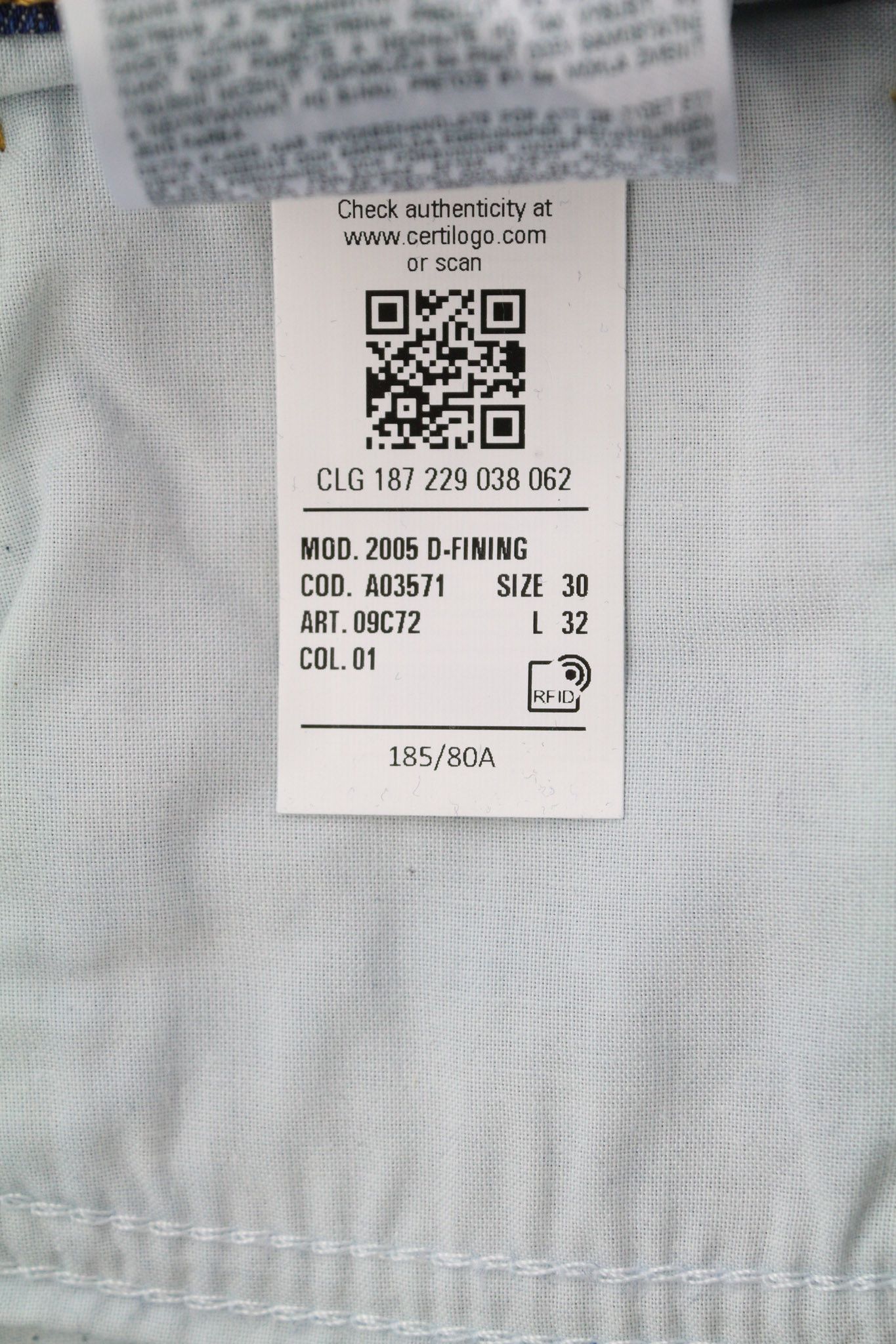 Diesel 2005 D-FINING 09C72 W30/L32 Tapered Blue 40469 Size US 30 / EU 46 - 13 Thumbnail