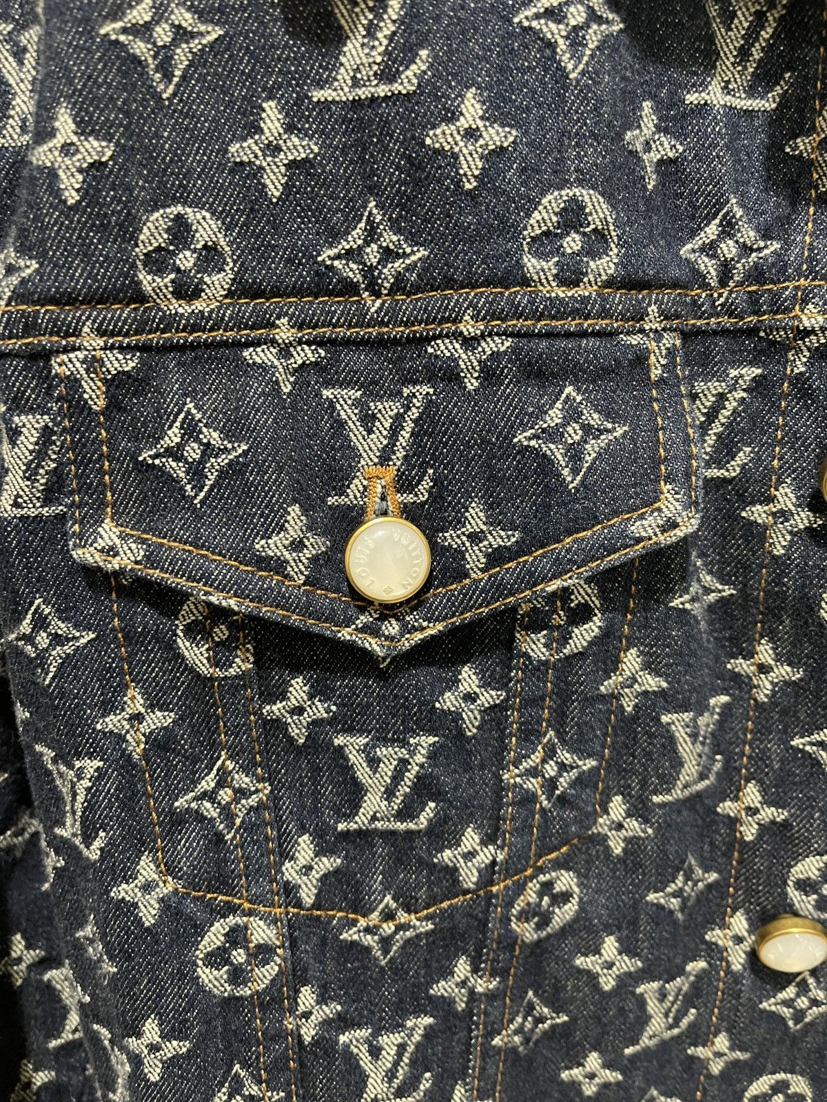 Louis Vuitton Louis Vuitton x Timberland Monogram Jacquard denim Jacket Size US M / EU 48-50 / 2 - 3 Thumbnail