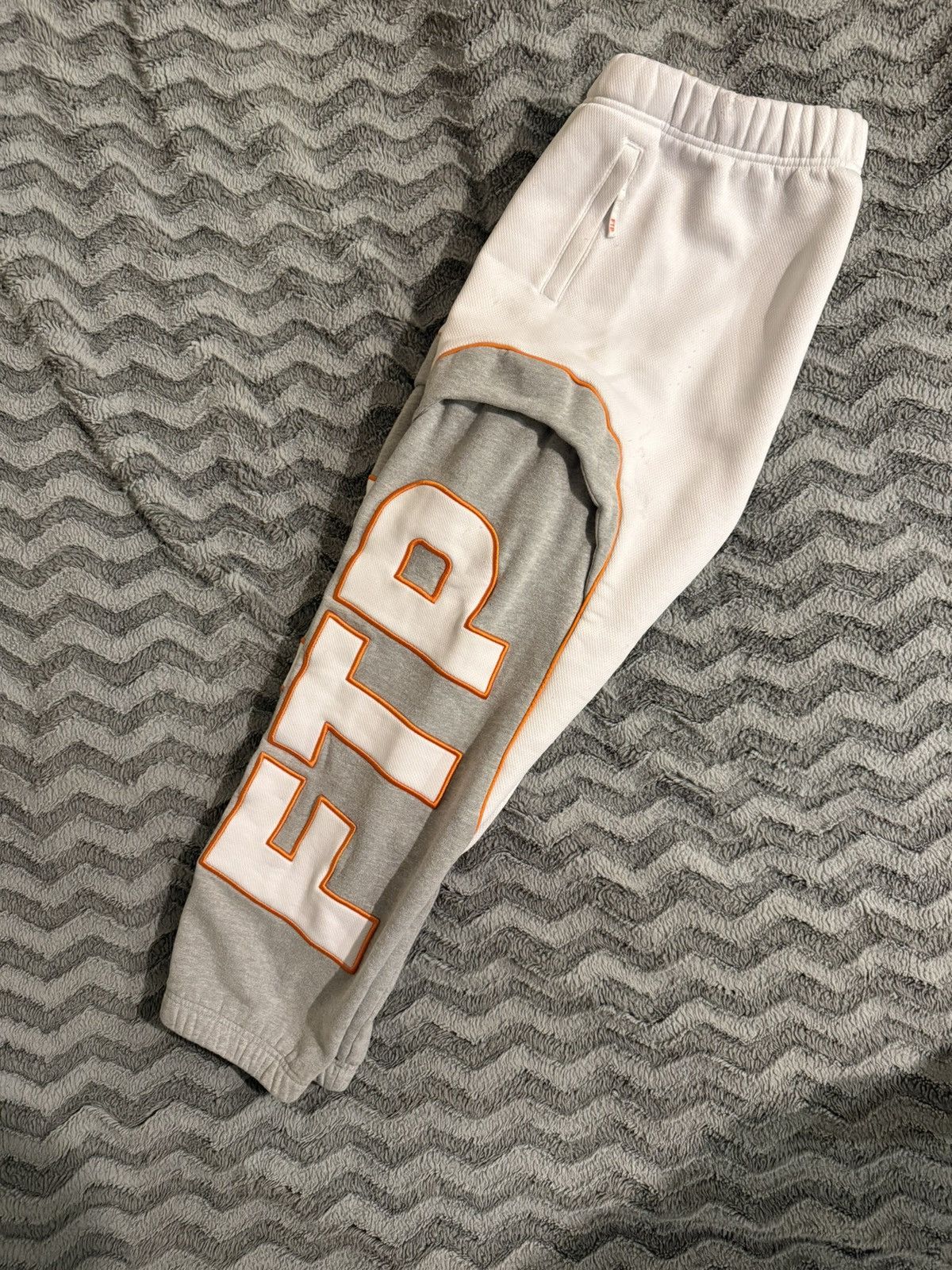 Fuck The Population Ftp swetpants size m Size US 34 / EU 50 - 2 Thumbnail