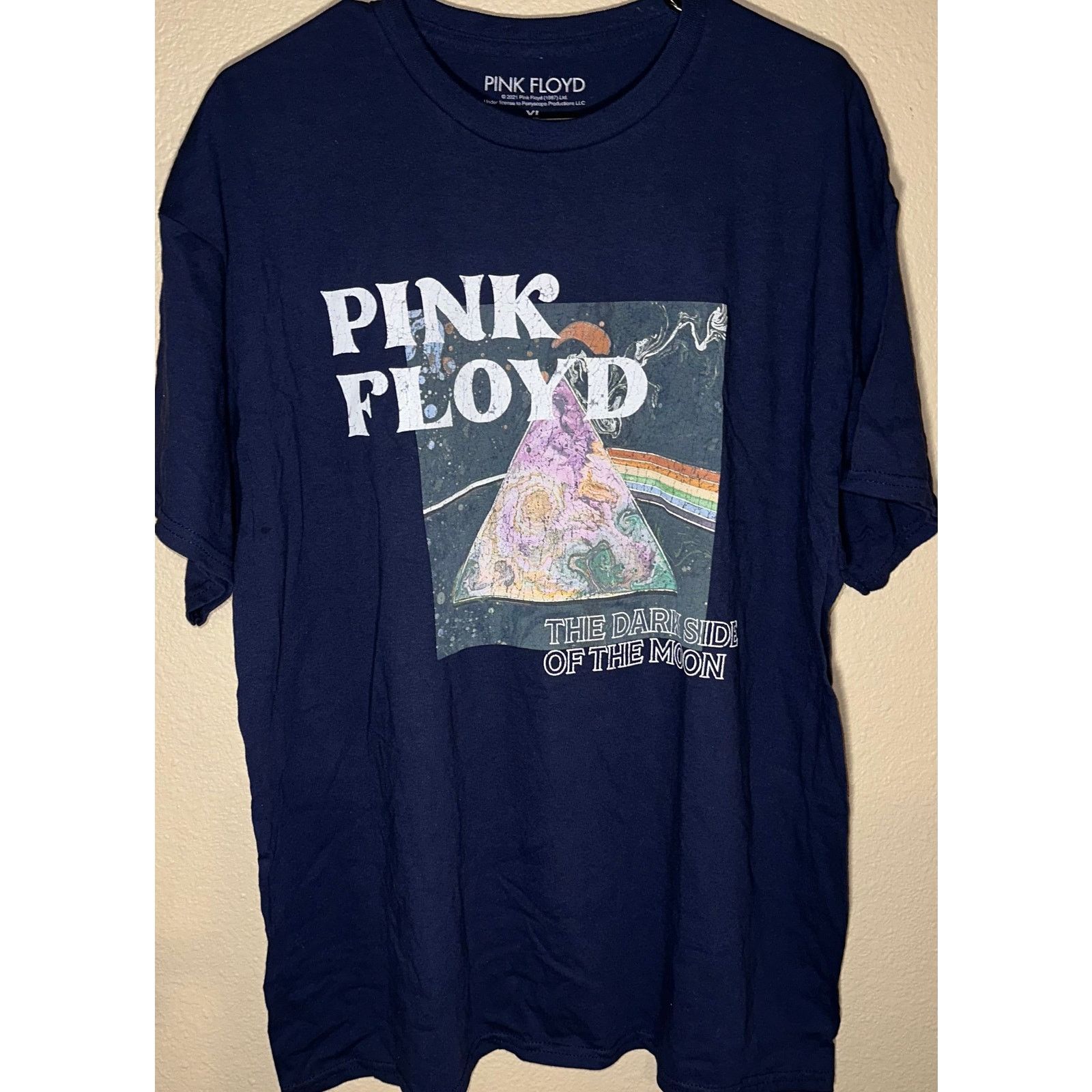 Pink Floyd 🌈 Pink Floyd “Dark Side of the Moon” Tees (XL) Size US XL / EU 56 / 4 - 1 Thumbnail