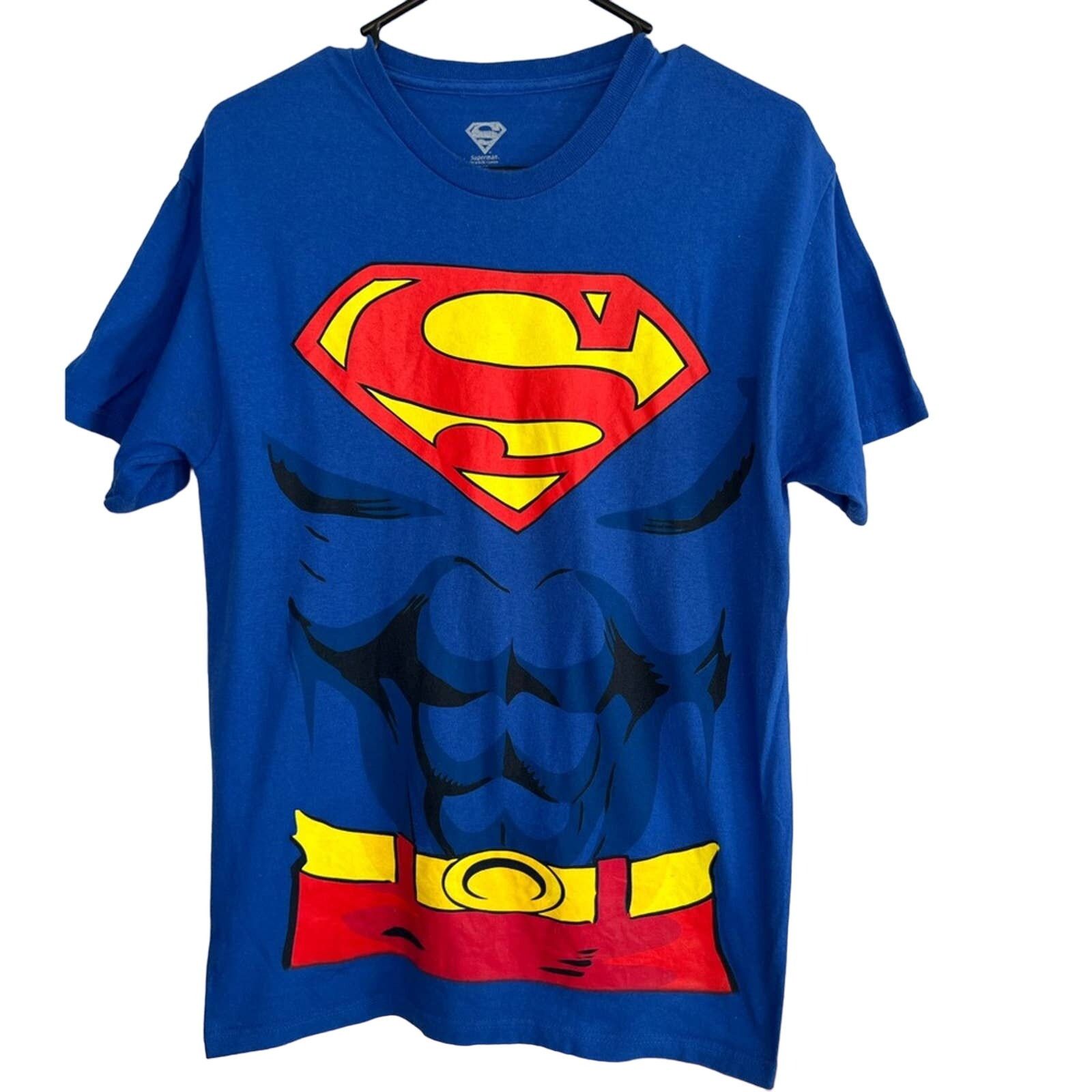 DC Comics DC Comics Superman Shirt Detachable Cape M Halloween Costume Size US M / EU 48-50 / 2 - 1 Thumbnail