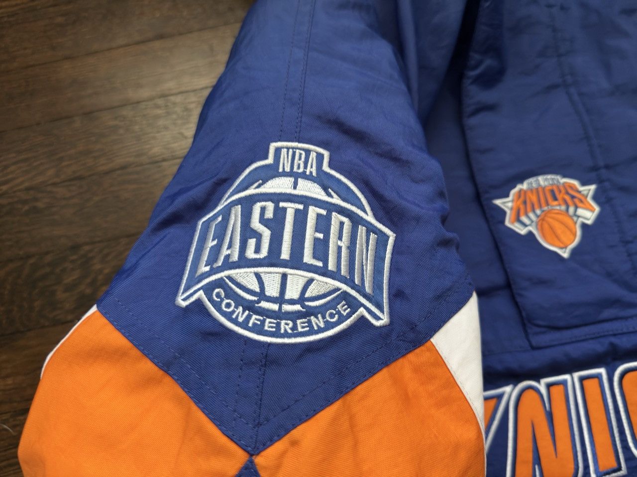 Starter New York Knicks Starter Bomber Jacket Small Size US S / EU 44-46 / 1 - 7 Thumbnail