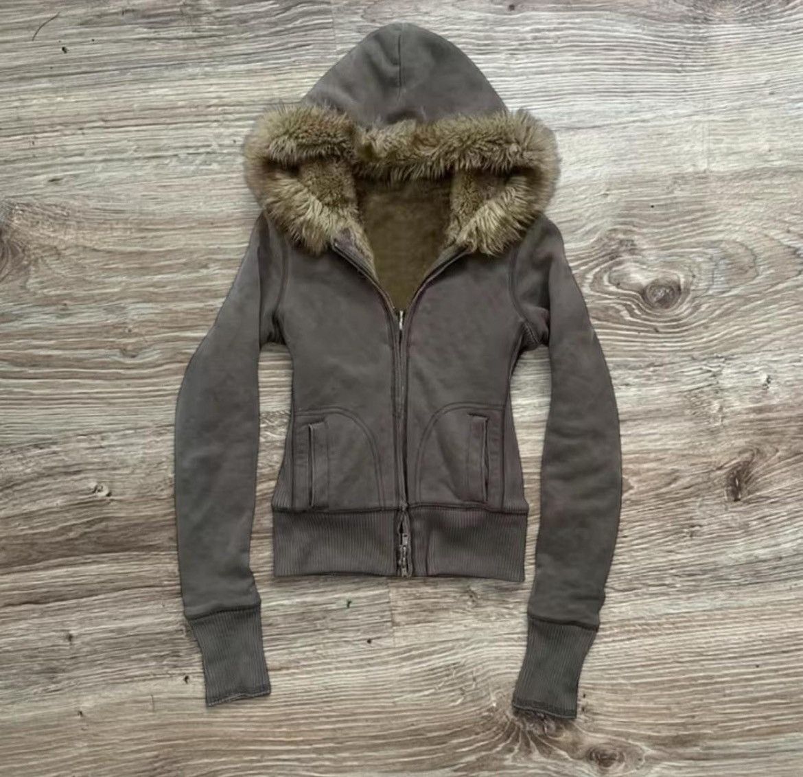 Other Y2k brown hoodie Size S / US 4 / IT 40 - 1 Thumbnail