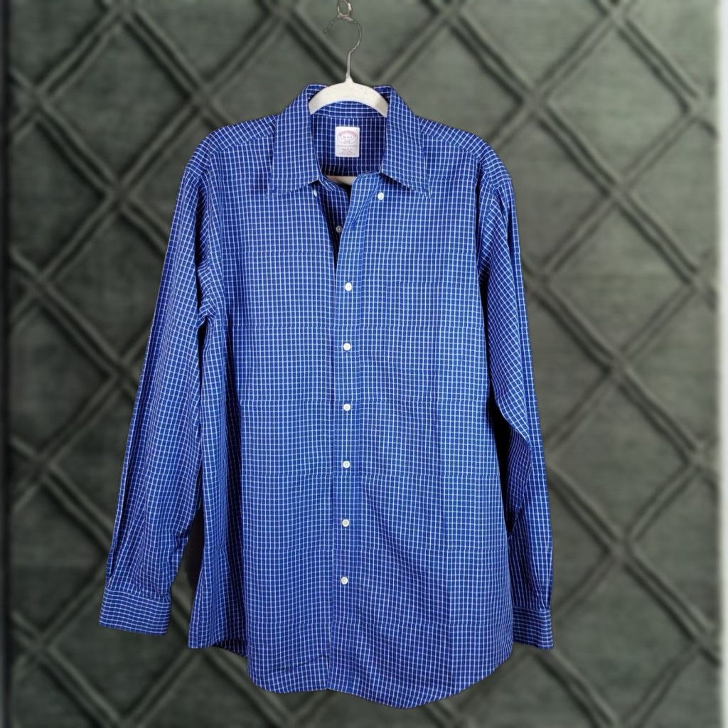 Brooks Brothers Brooks Brothers 346 Men's 16 - 6/7 Button Down Shirt Solid Blue Long Sleeve Size US L / EU 52-54 / 3 - 1 Thumbnail