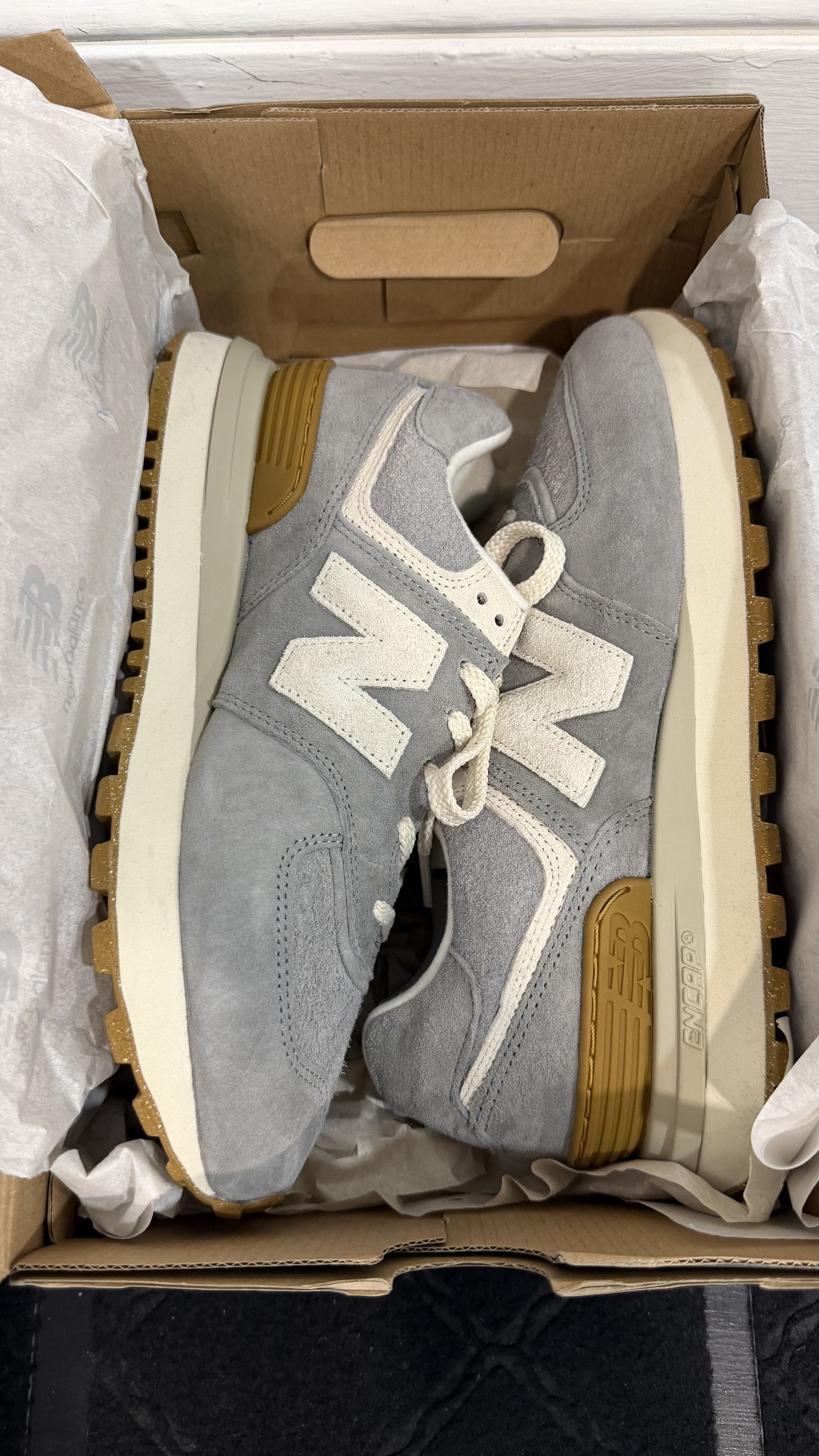 New Balance New Balance 574 - Size US 8.5 / EU 41-42 - 2 Thumbnail
