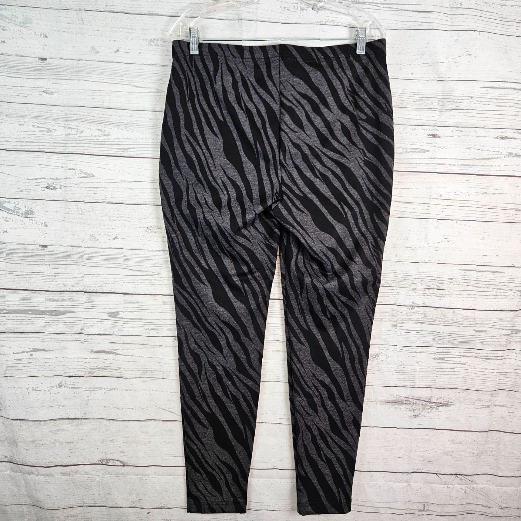 Vintage Chicos Fabulously Slimming Leggings Sz Large Black Gray Animal Print Womens Size 36" / US 14 / IT 50 - 3 Thumbnail