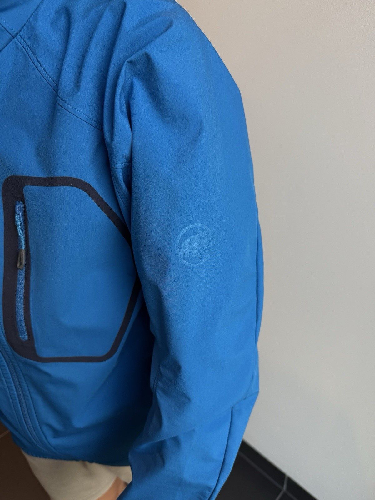 Mammut MAMMUT Drytech Premium Softshell Hooded Jacket Womens Hiking Size S / US 4 / IT 40 - 11 Thumbnail