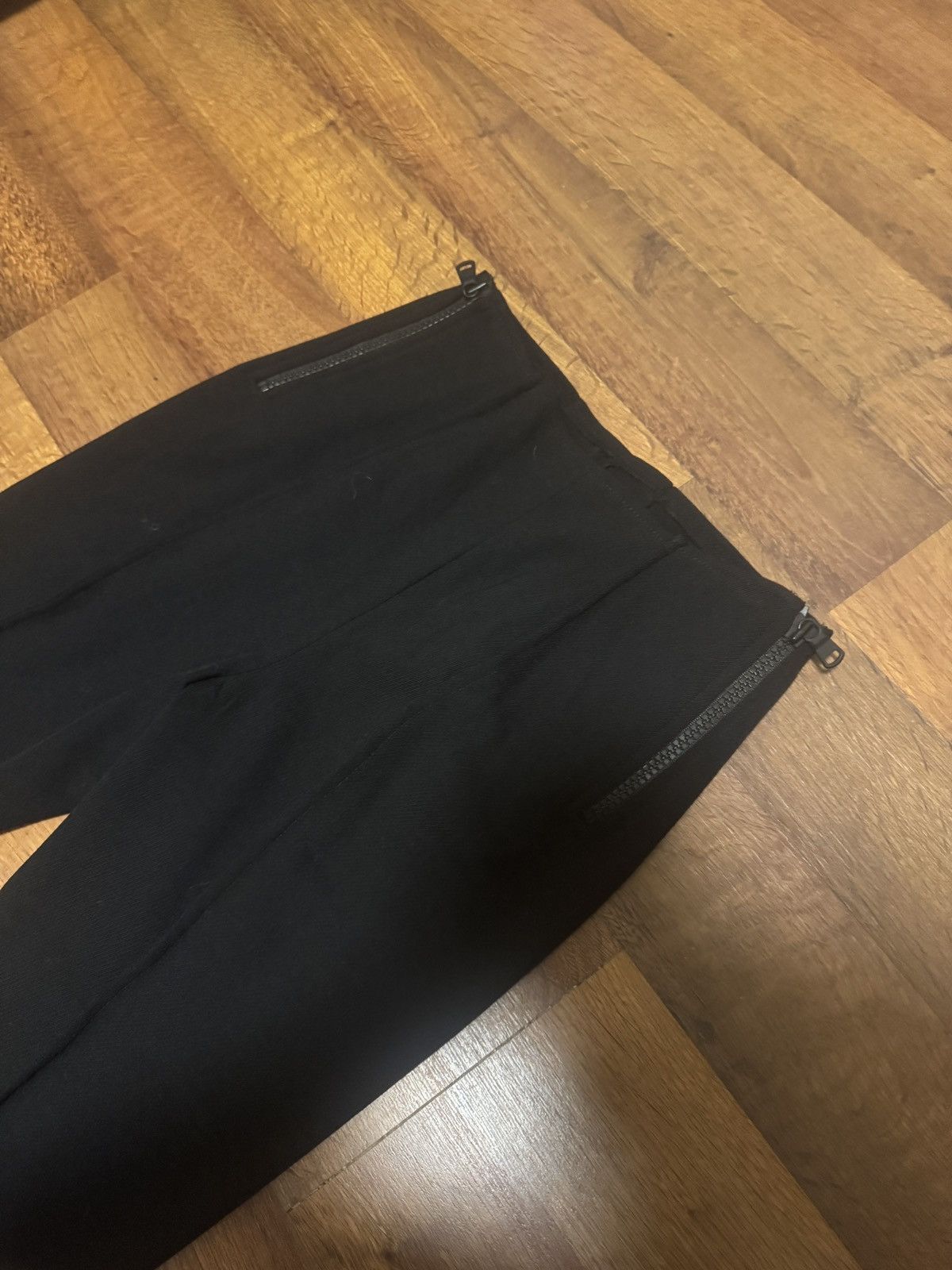 H&M × Maison Margiela Black Zippered Holed Trousers Size US 26 / EU 42 - 2 Thumbnail