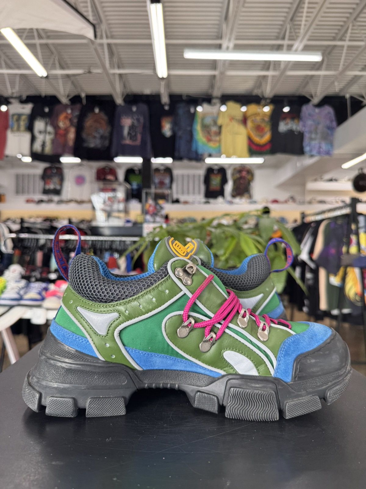 Gucci Gucci Flashtrek Green Blue Size 6.5 (2023) Size US 6.5 / EU 39-40 - 3 Thumbnail