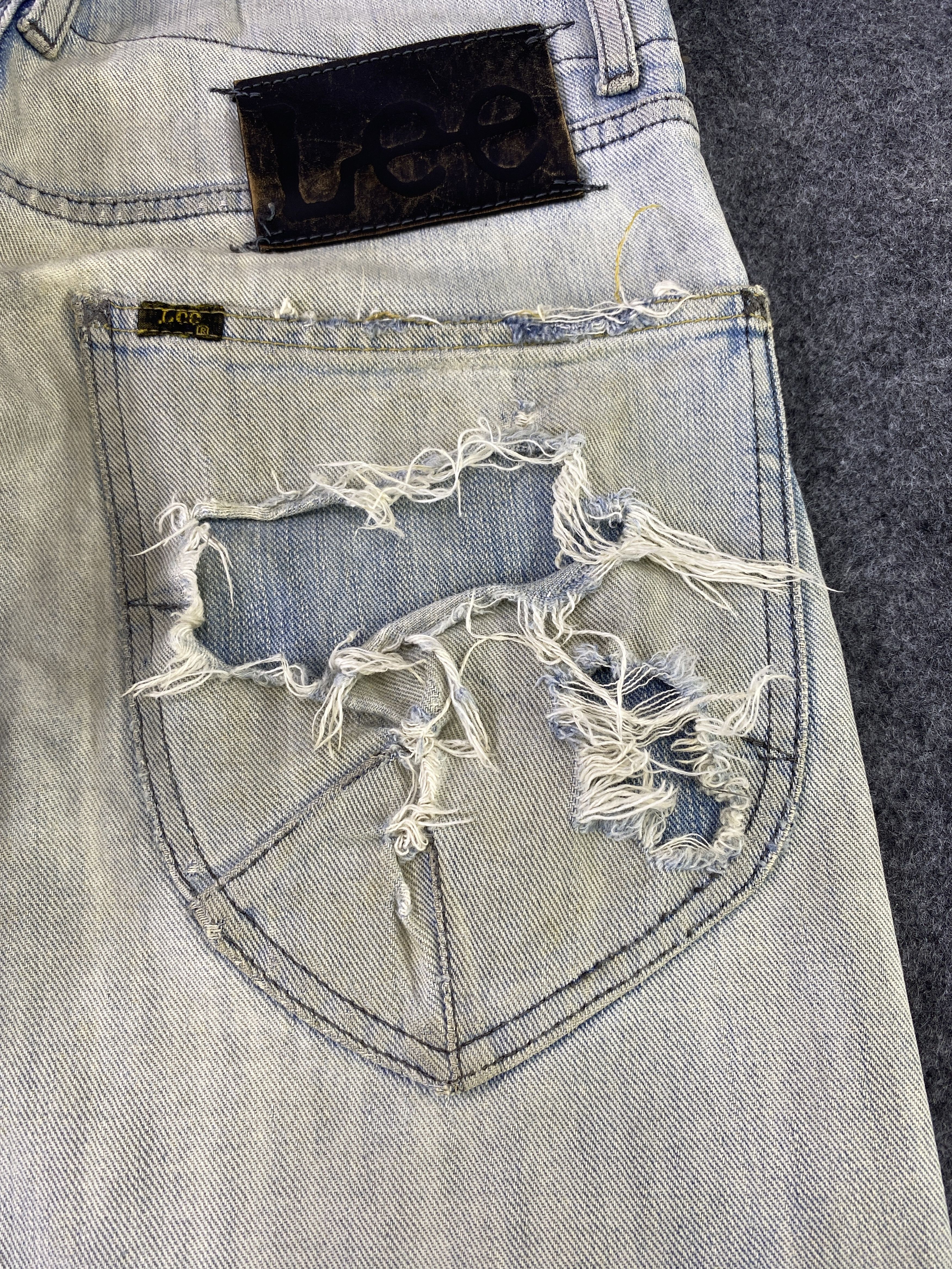 Lee Vintage Lee Low Waisted Distressed Jeans - J893 Size 30" / US 8 / IT 44 - 12 Thumbnail