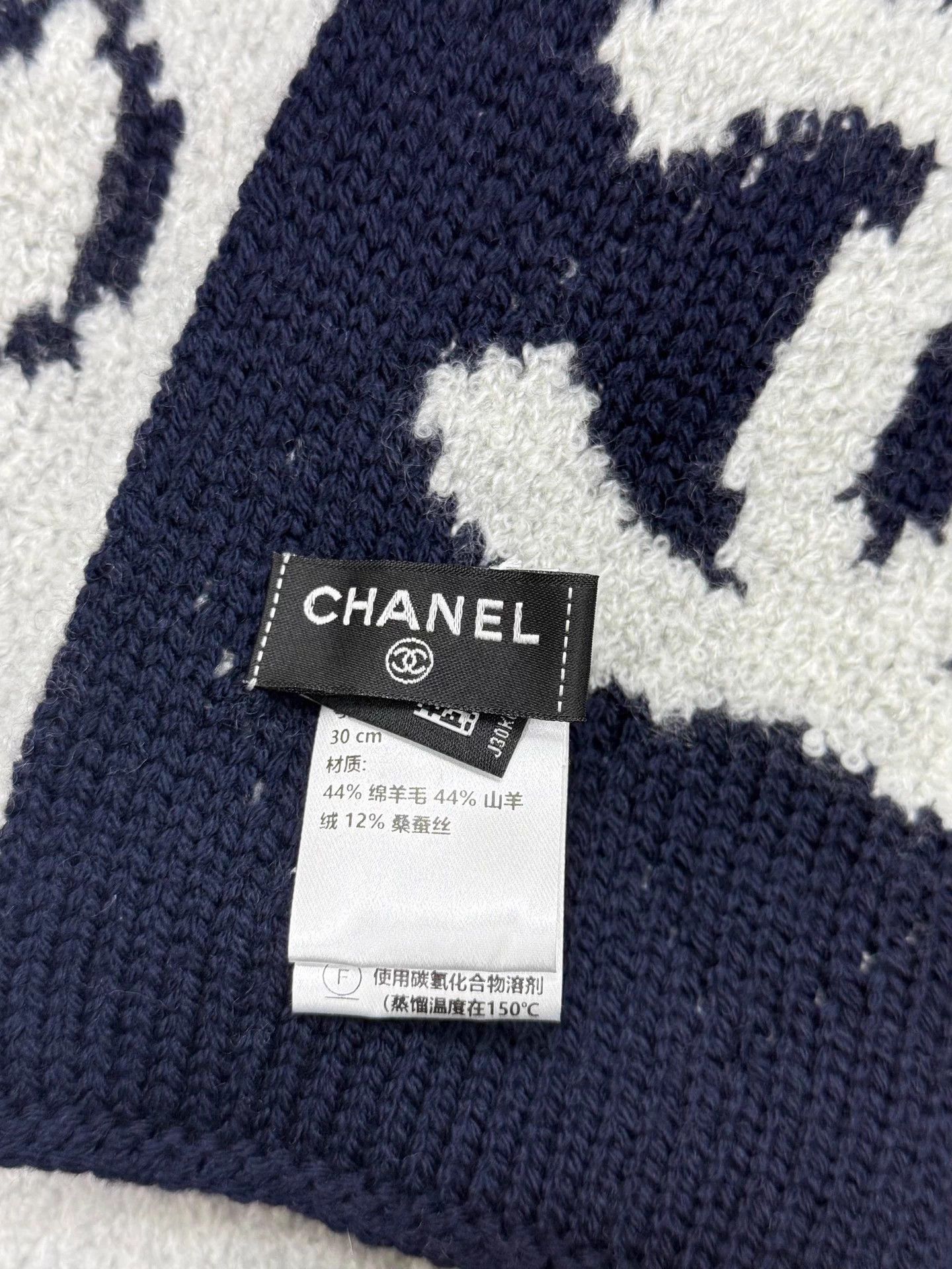 Chanel CHANEL Gray Blue Colorblocked Cashmere Wool Scarf Size ONE SIZE - 5 Thumbnail