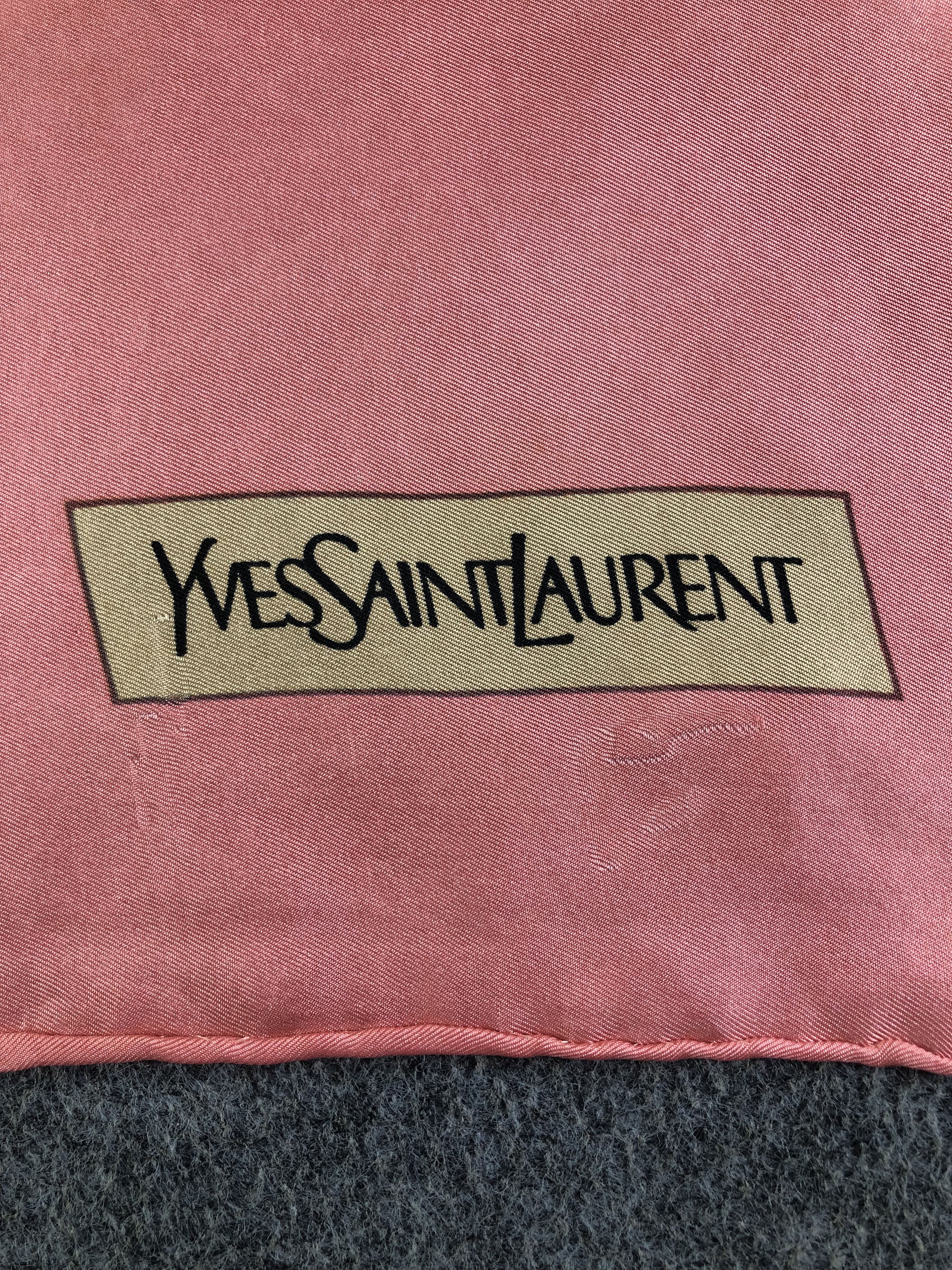 Yves Saint Laurent Yves Saint Laurent Handkerchief / Bandana / Neckerchief C359 Size ONE SIZE - 4 Thumbnail