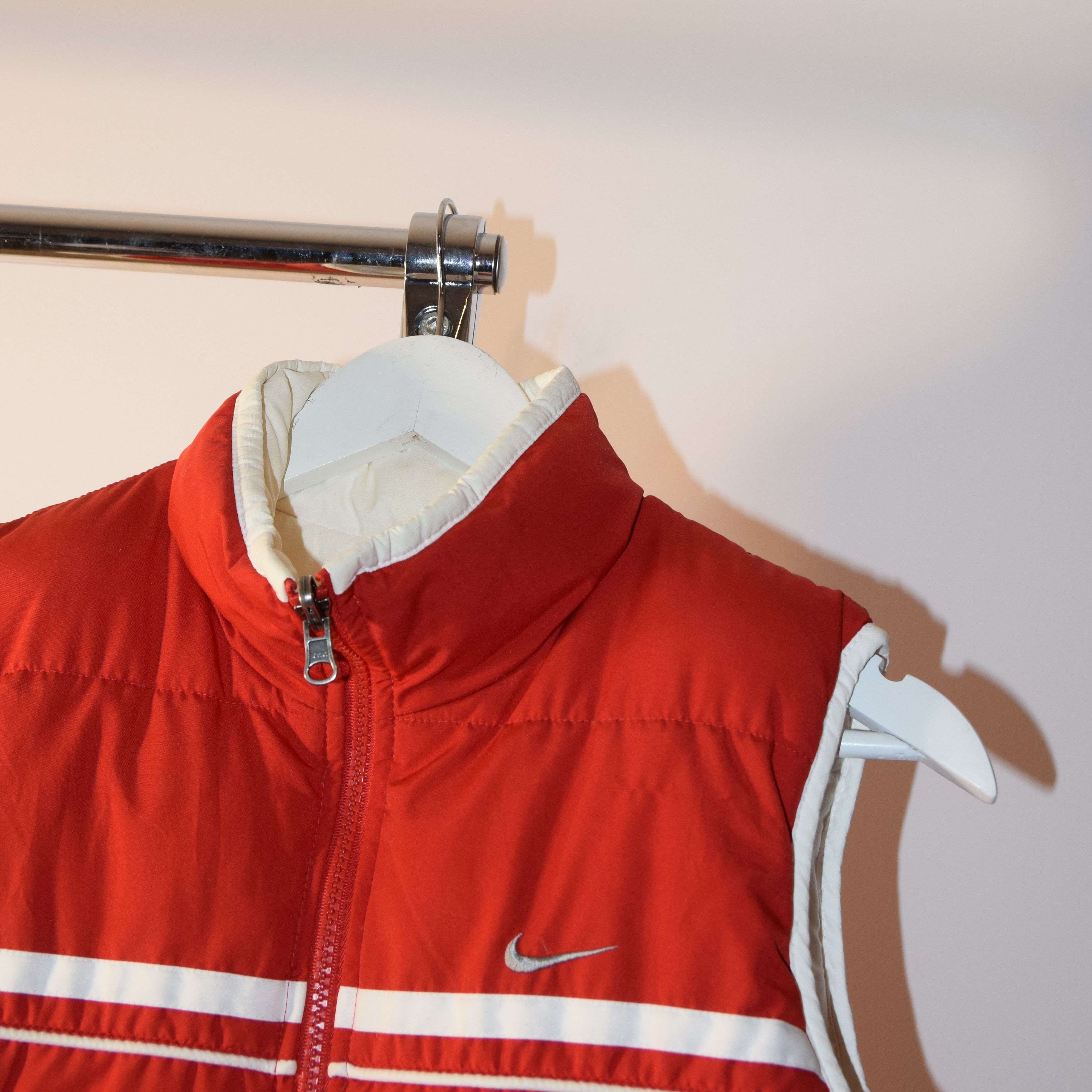 Nike × Vintage Nike Vintage Reversible Down Puffer Vest Red & White y2k Size M / US 6-8 / IT 42-44 - 3 Thumbnail