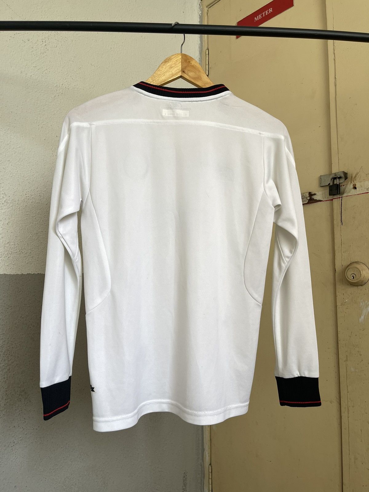 Reebok 2003-2004 Liverpool Carlsberg Longsleeve Away Jersey Size US M / EU 48-50 / 2 - 2 Thumbnail