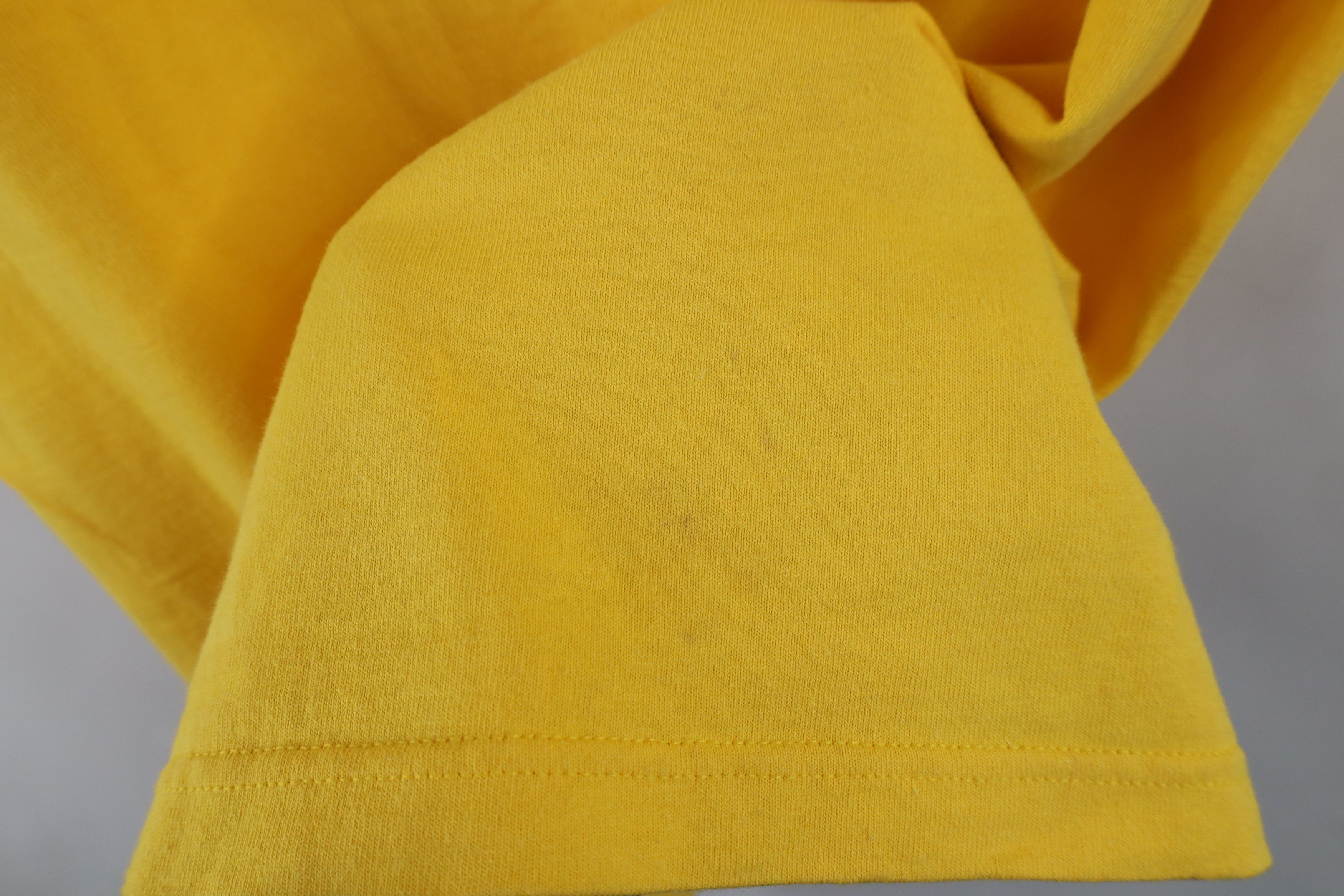 Vintage Vintage 90s Streetwear Sleeveless Muscle T-Shirt Cotton USA Size US XL / EU 56 / 4 - 6 Thumbnail