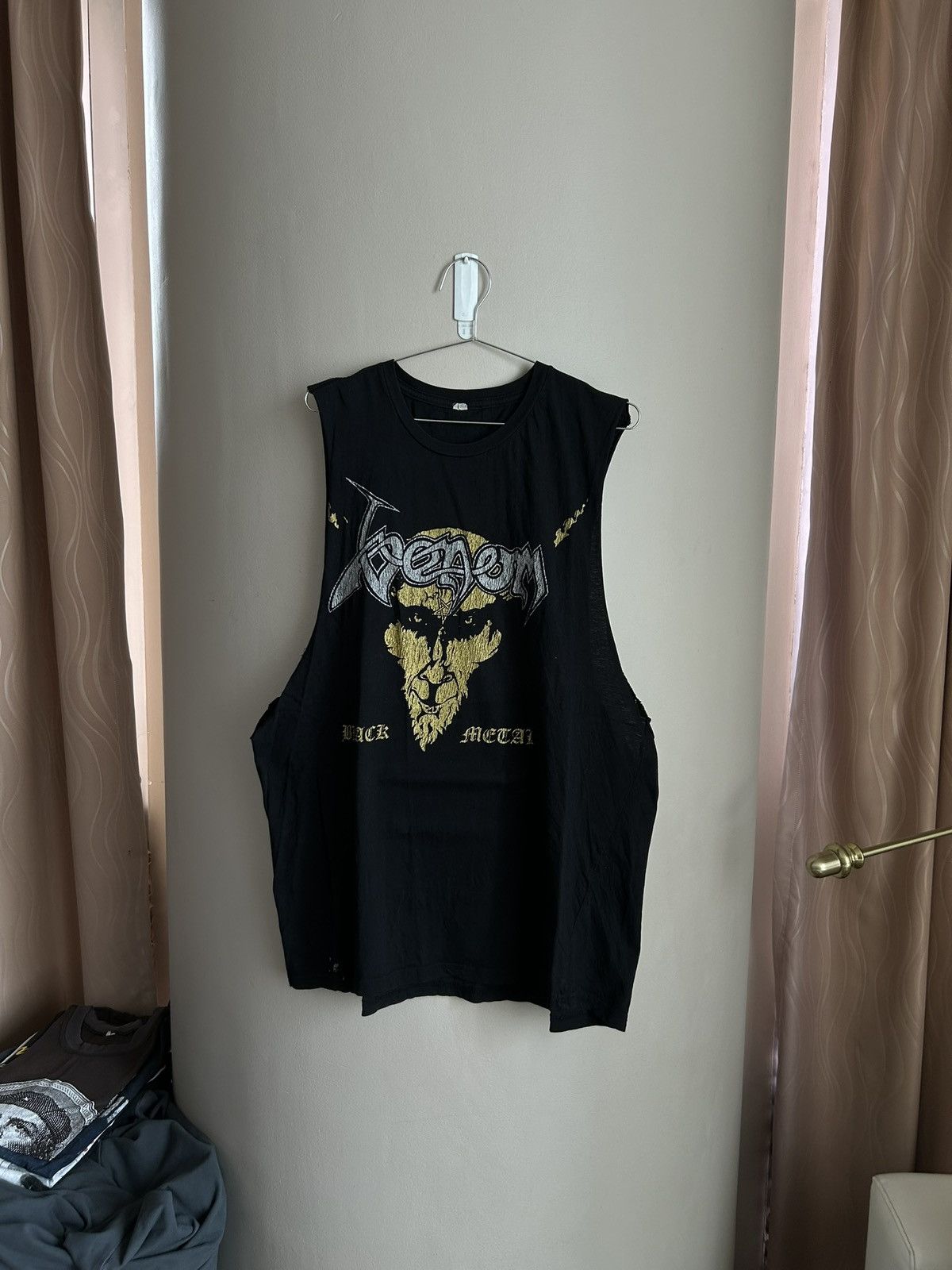 Band Tees Vintage Venom T Shirt Cut off Mayhem Bathory Thrashed Size US L / EU 52-54 / 3 - 1 Thumbnail
