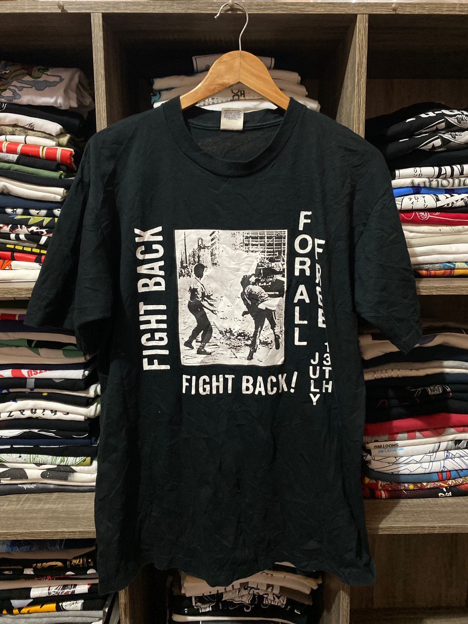 Supreme × Vintage Supreme Fight Back Black tshirt Size US L / EU 52-54 / 3 - 1 Thumbnail