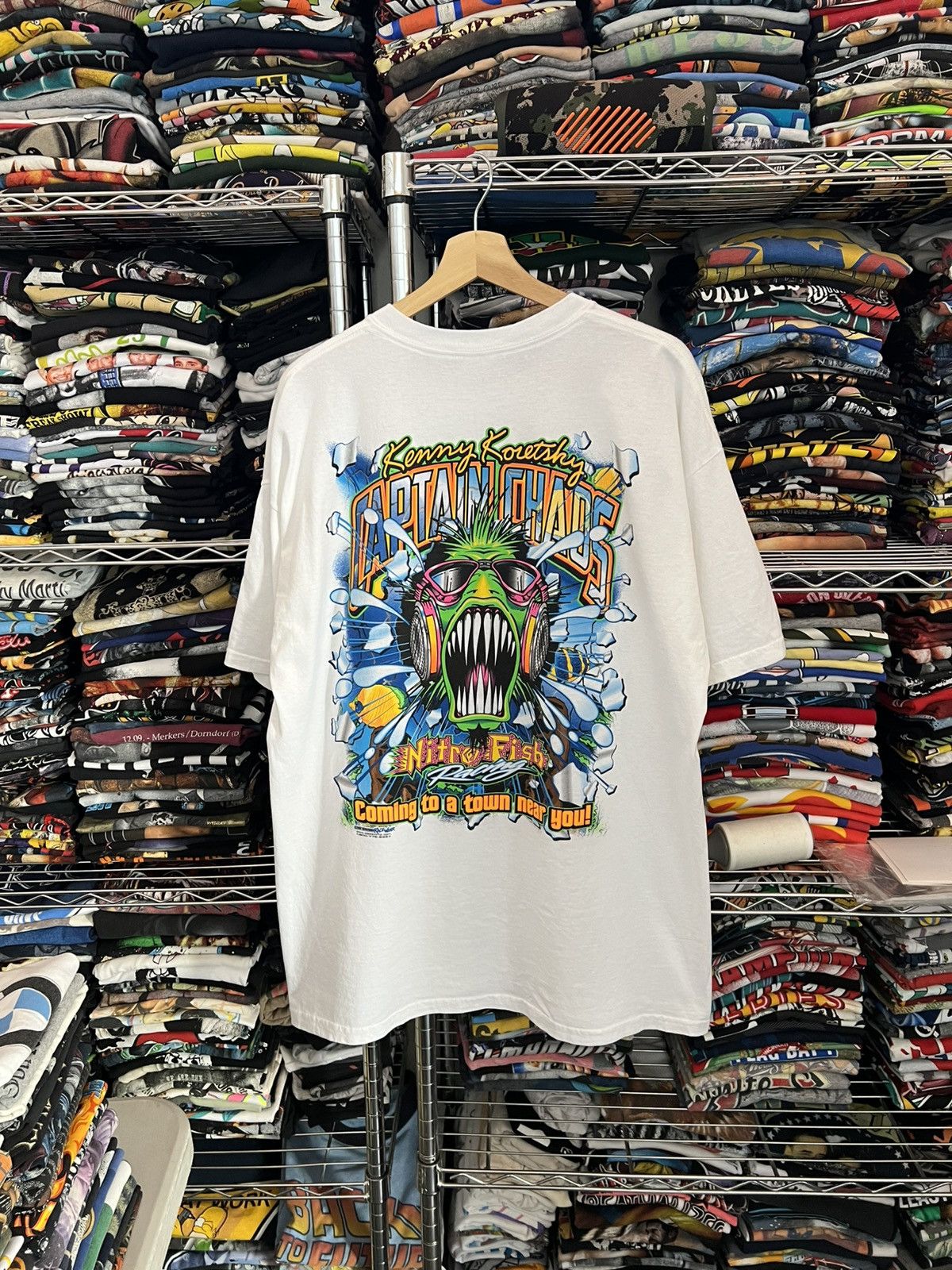 NASCAR 2000s Kenny Koretsky Captain Caos Nitro Fish Racing Tee Size US XL / EU 56 / 4 - 2 Thumbnail
