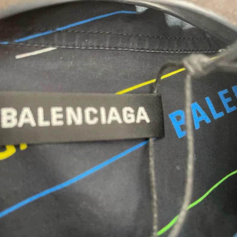 Balenciaga Balenciaga size 37 Black full print jacket Size US S / EU 44-46 / 1 - 4 Thumbnail