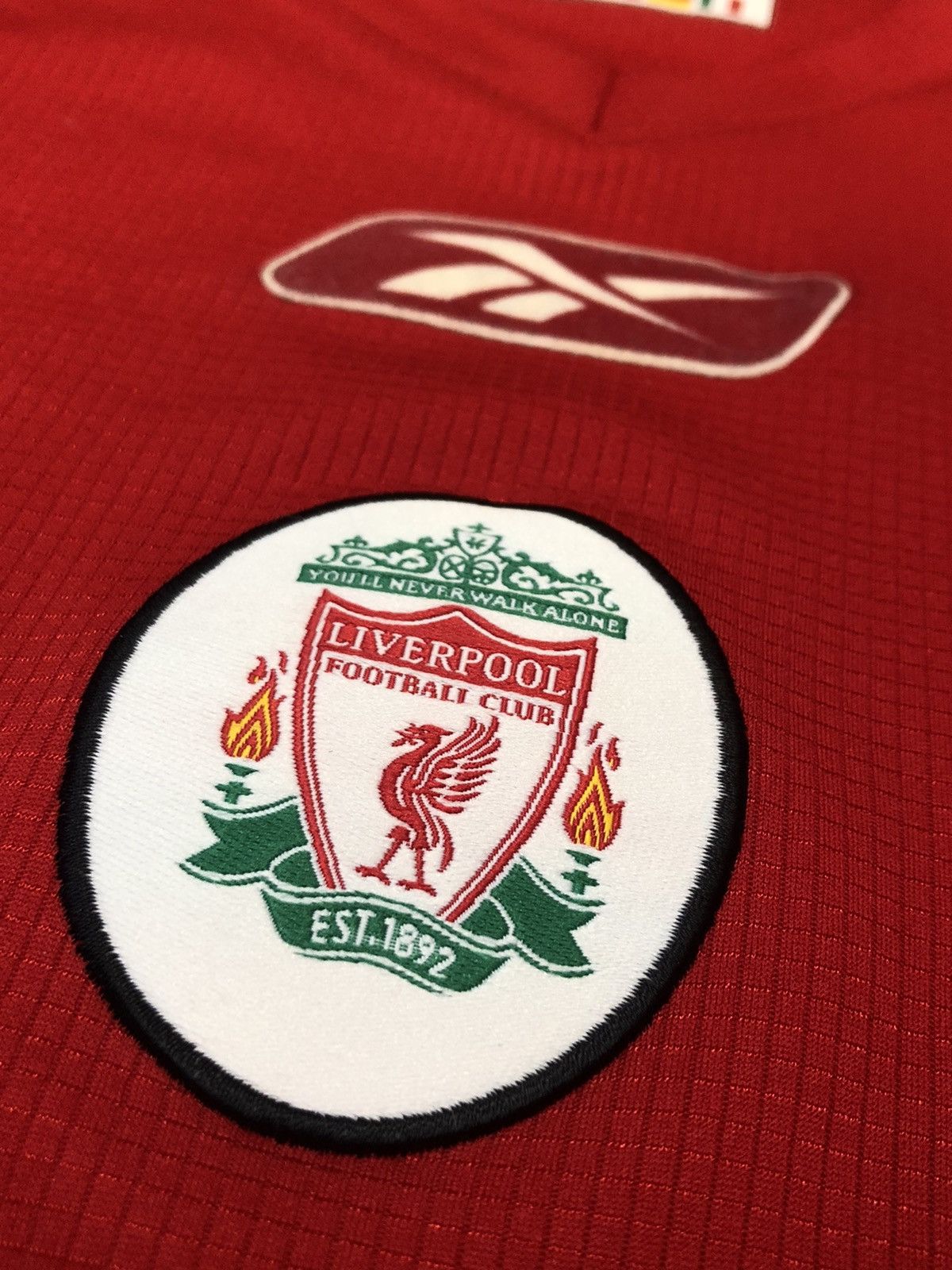 Reebok Liverpool 2000s training jersey Size US M / EU 48-50 / 2 - 5 Thumbnail