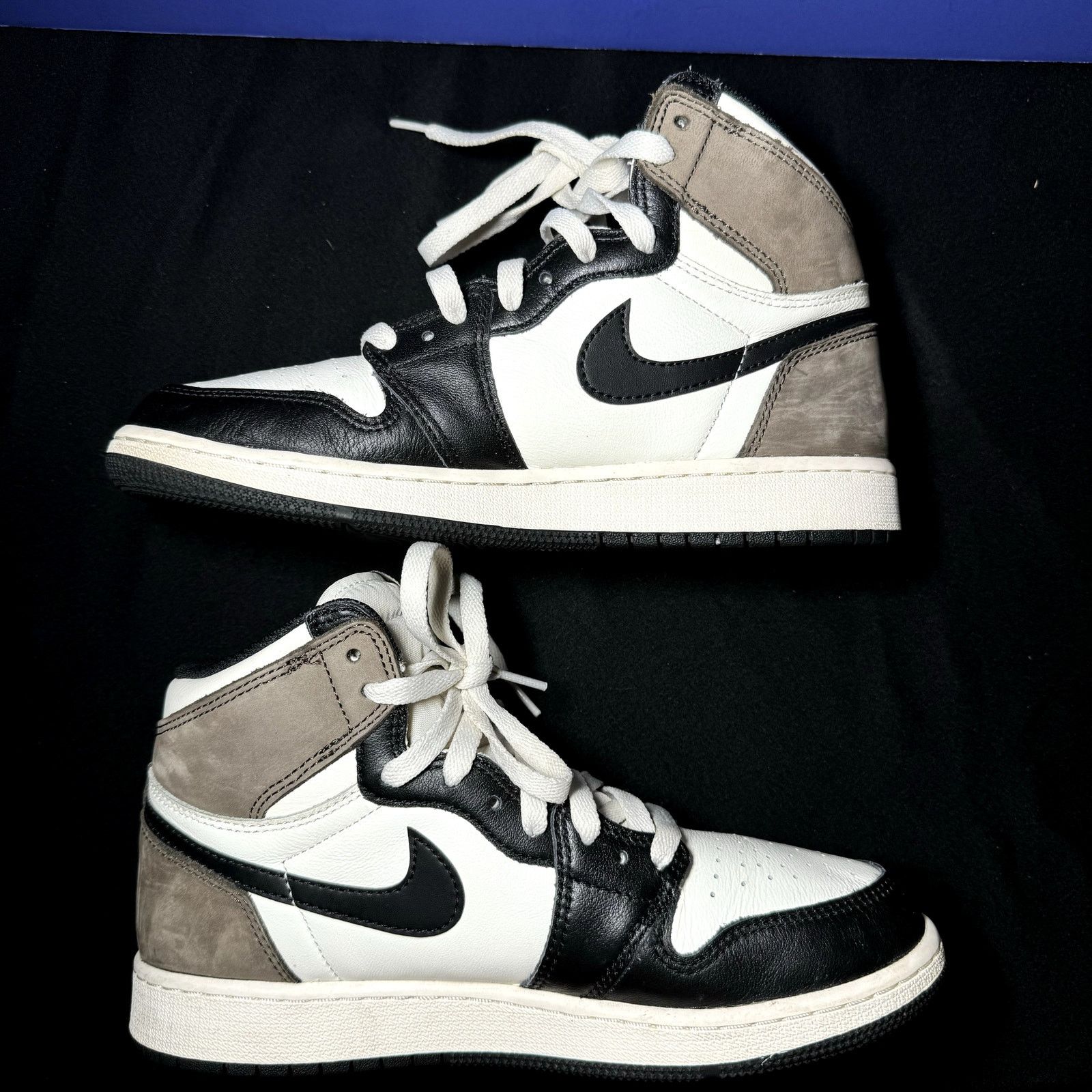 Jordan Brand × Nike Size 7 - Nike Air Jordan 1 Retro High OG GS Dark Mocha Size US 7 / EU 40 - 2 Thumbnail
