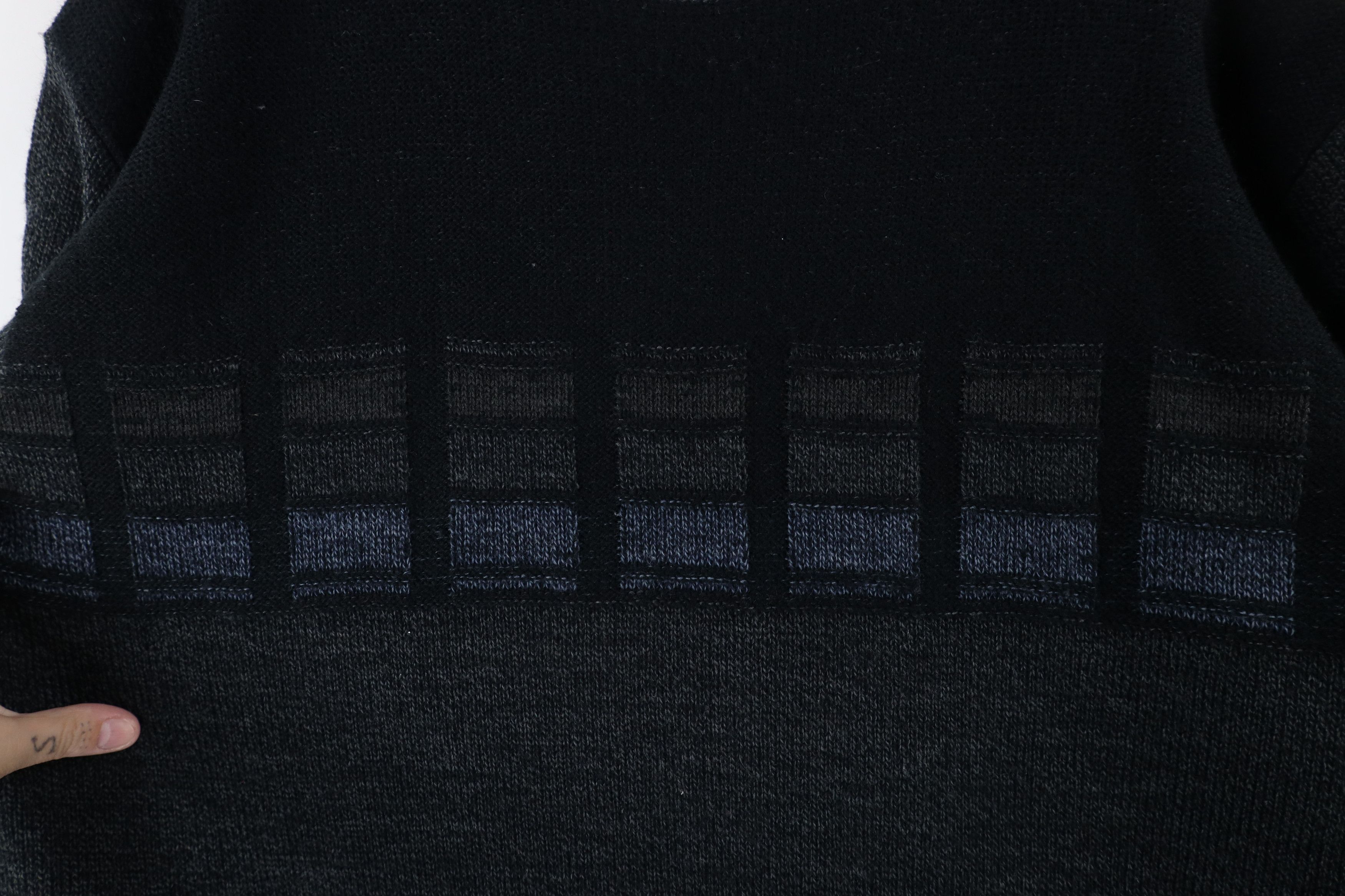 Vintage Vintage 90s Streetwear Geometric Knit Crewneck Dad Sweater Size US M / EU 48-50 / 2 - 4 Thumbnail