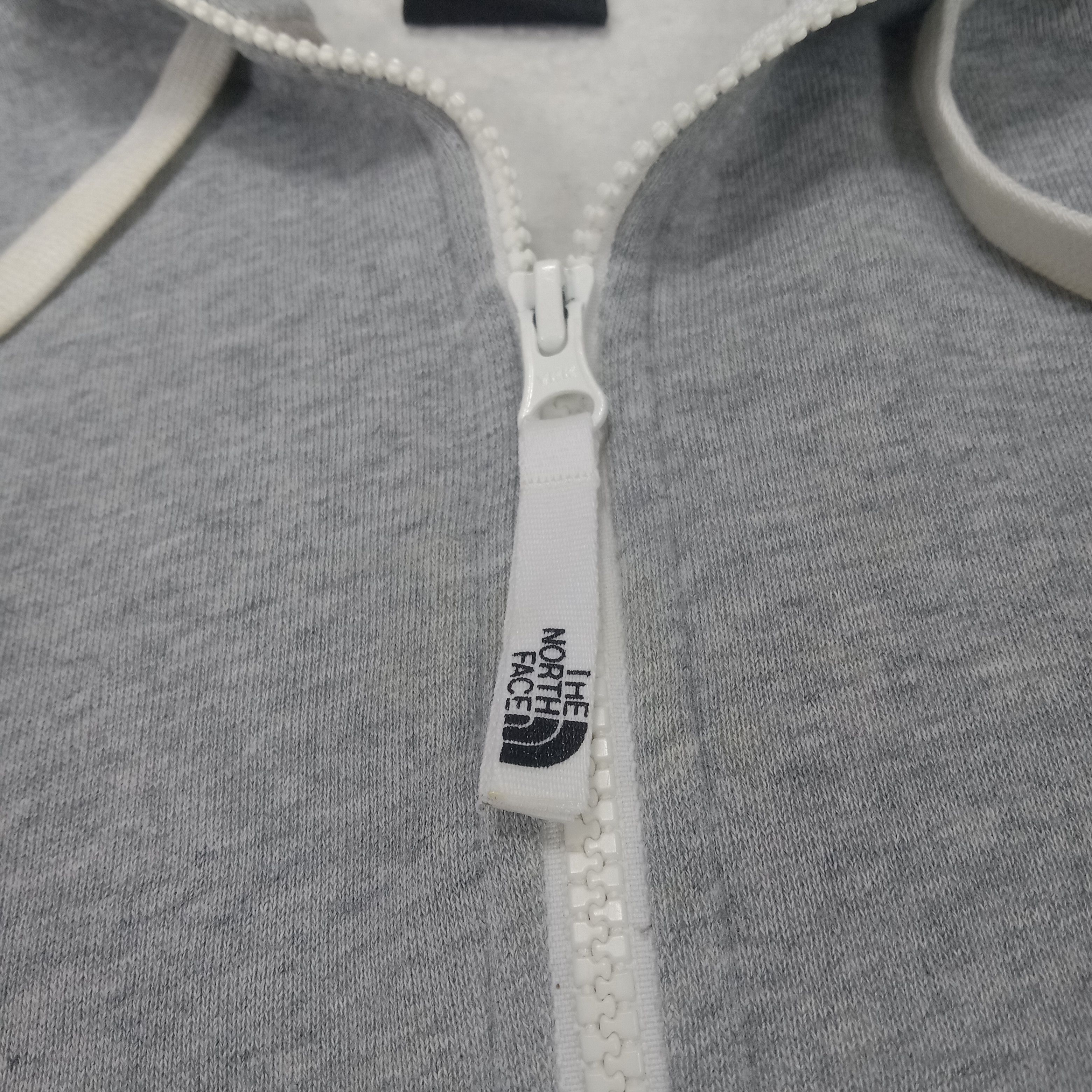 The North Face × Vintage The North Face Embroidery Logo Hoodie Jacket Size US L / EU 52-54 / 3 - 4 Thumbnail