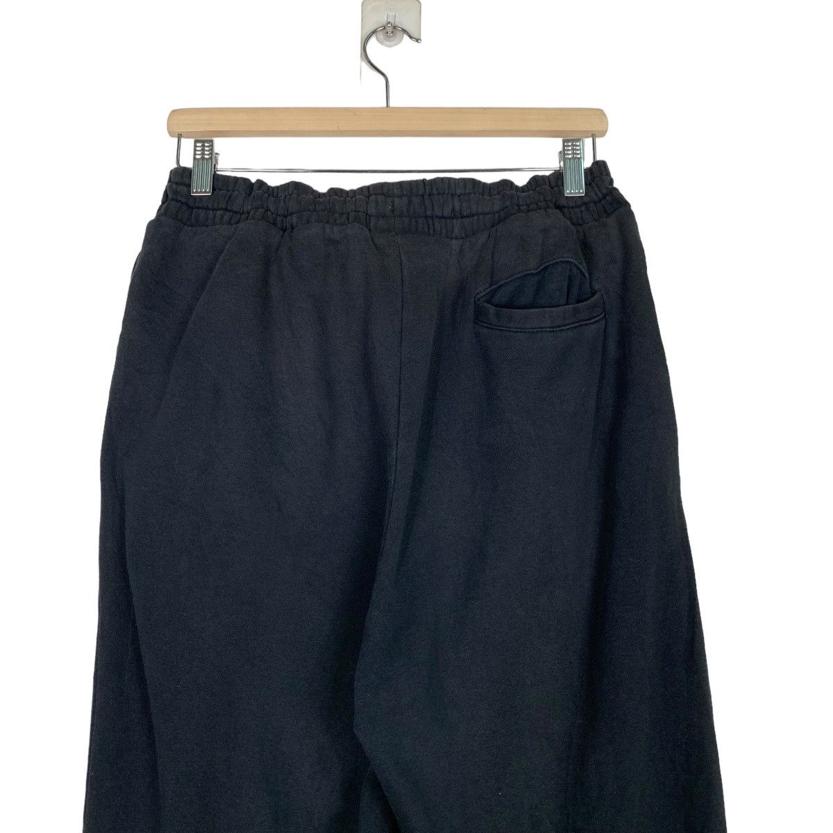 Jordan Brand NIKE AIR JORDAN BIG LOGO SWEATPANTS #0760-C35 Size US 28 / EU 44 - 10 Thumbnail